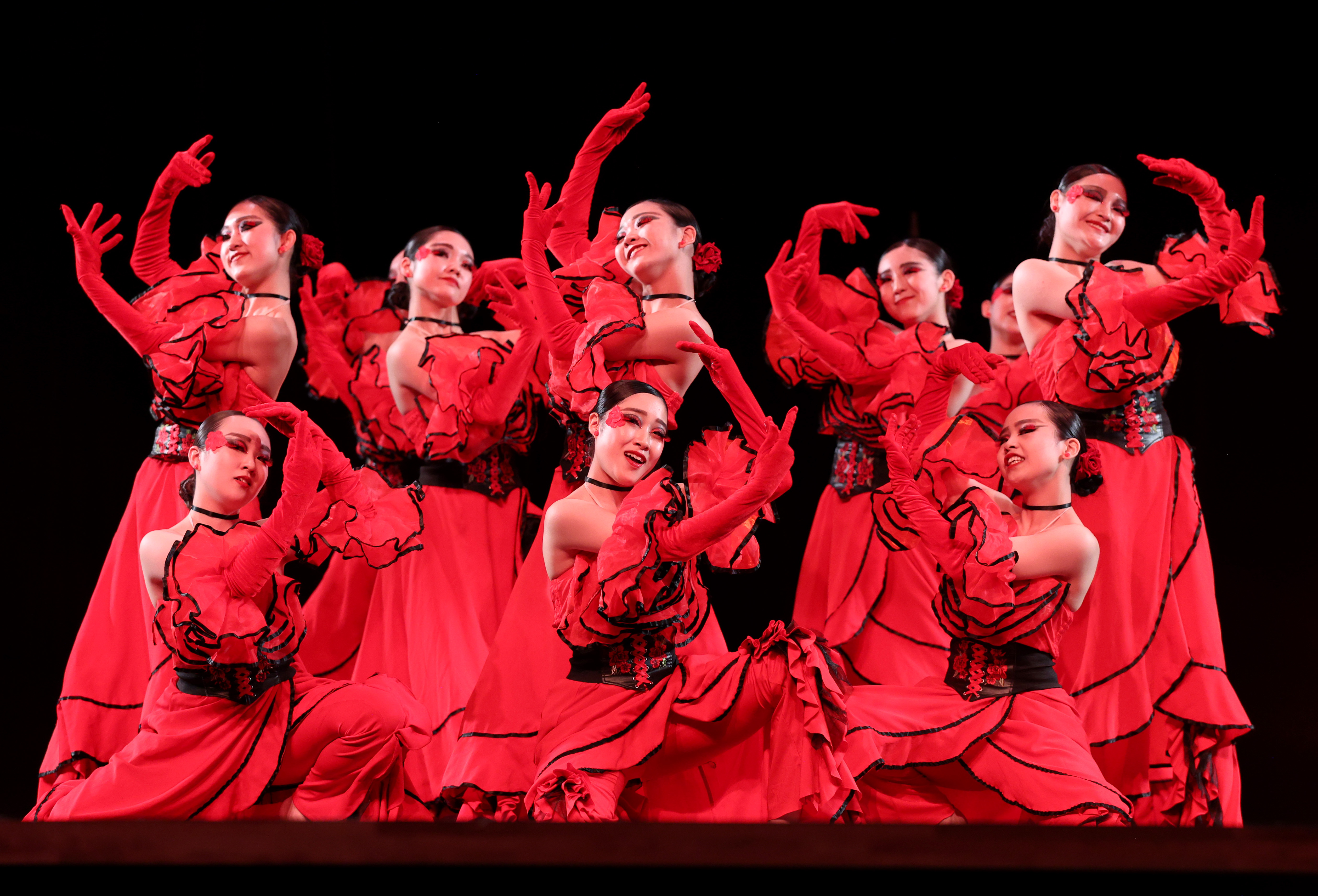 全国決勝大会スモール3位、ビッグ6位の埼玉・山村国際 華麗な演技「力