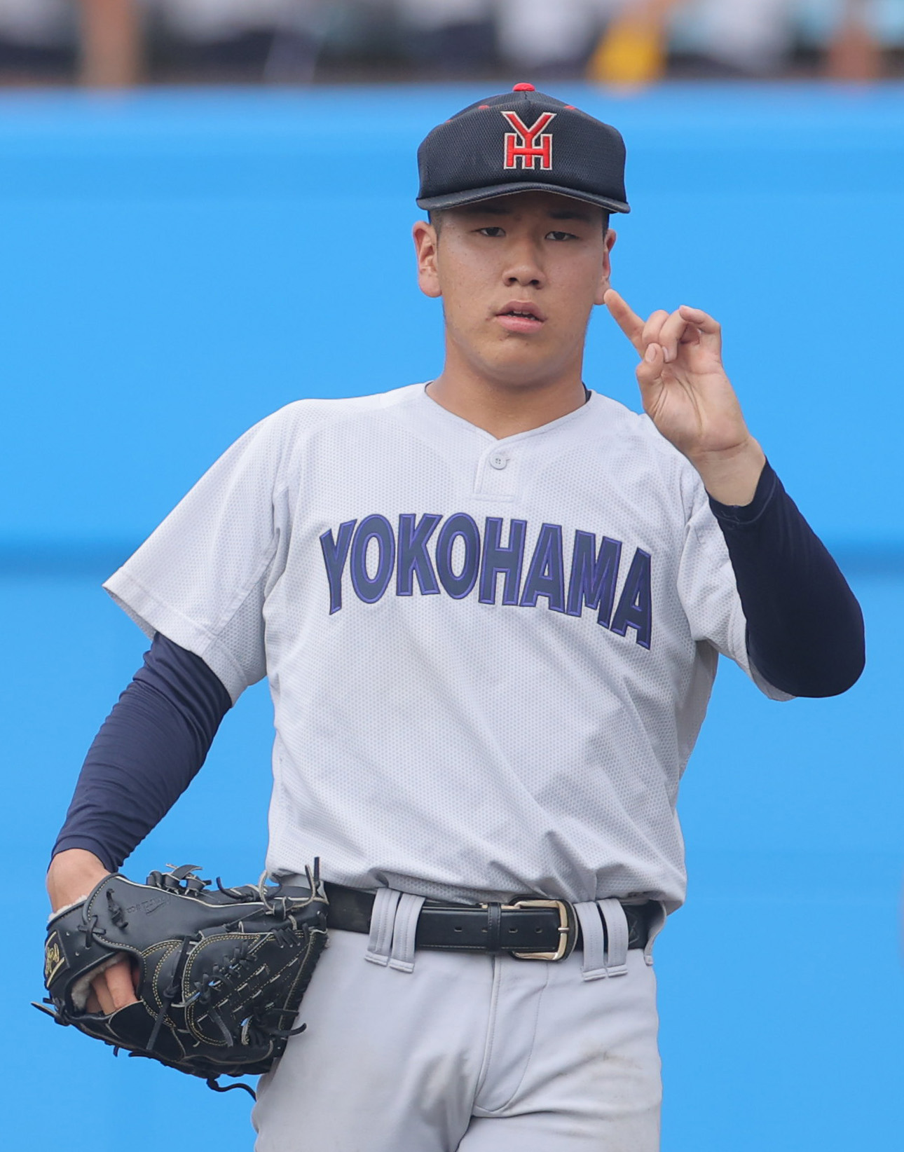 横浜、貫録のコールド勝ち 夏の大会初先発の1年生・小野舜友
