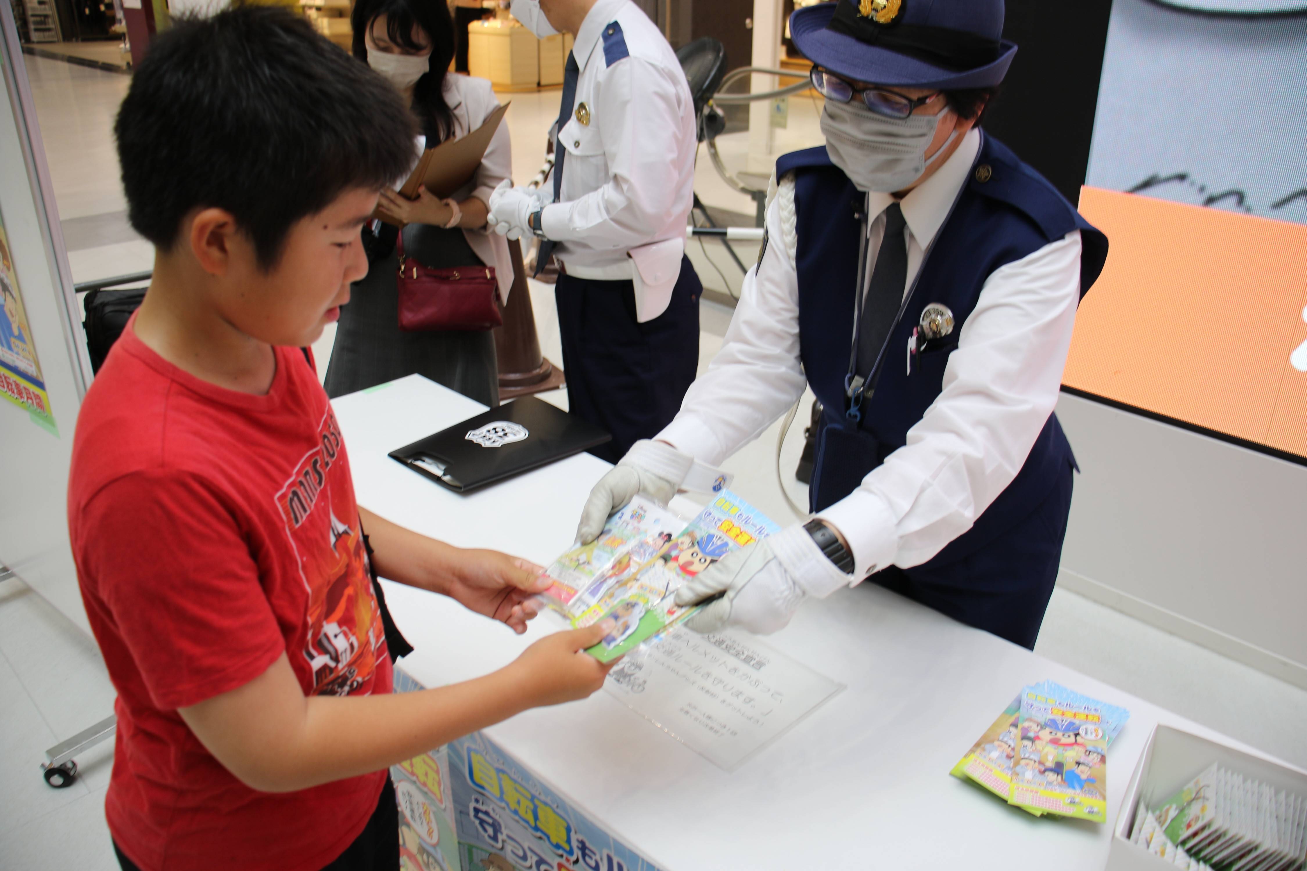 ヘルメット着用を 改正道交法施行で啓発イベント - 産経ニュース
