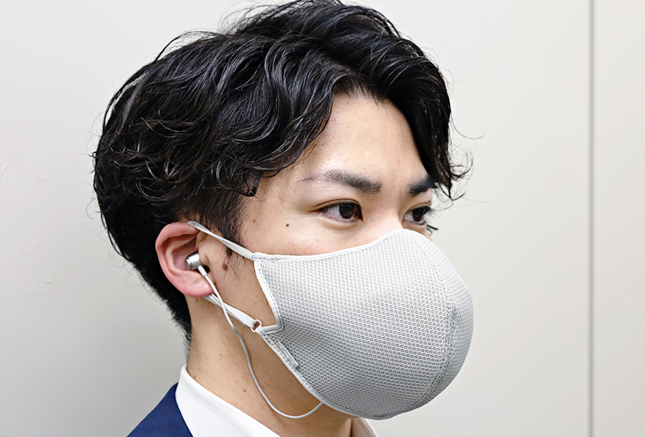記者も試した！キヤノンMJマスク型減音デバイス 移動中もビデオ