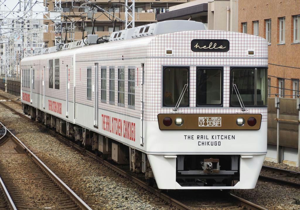 西鉄観光列車ザ レールキッチン チクゴ運行１周年で１０００人出迎え 天神大牟田線で来月多彩イベント 産経ニュース