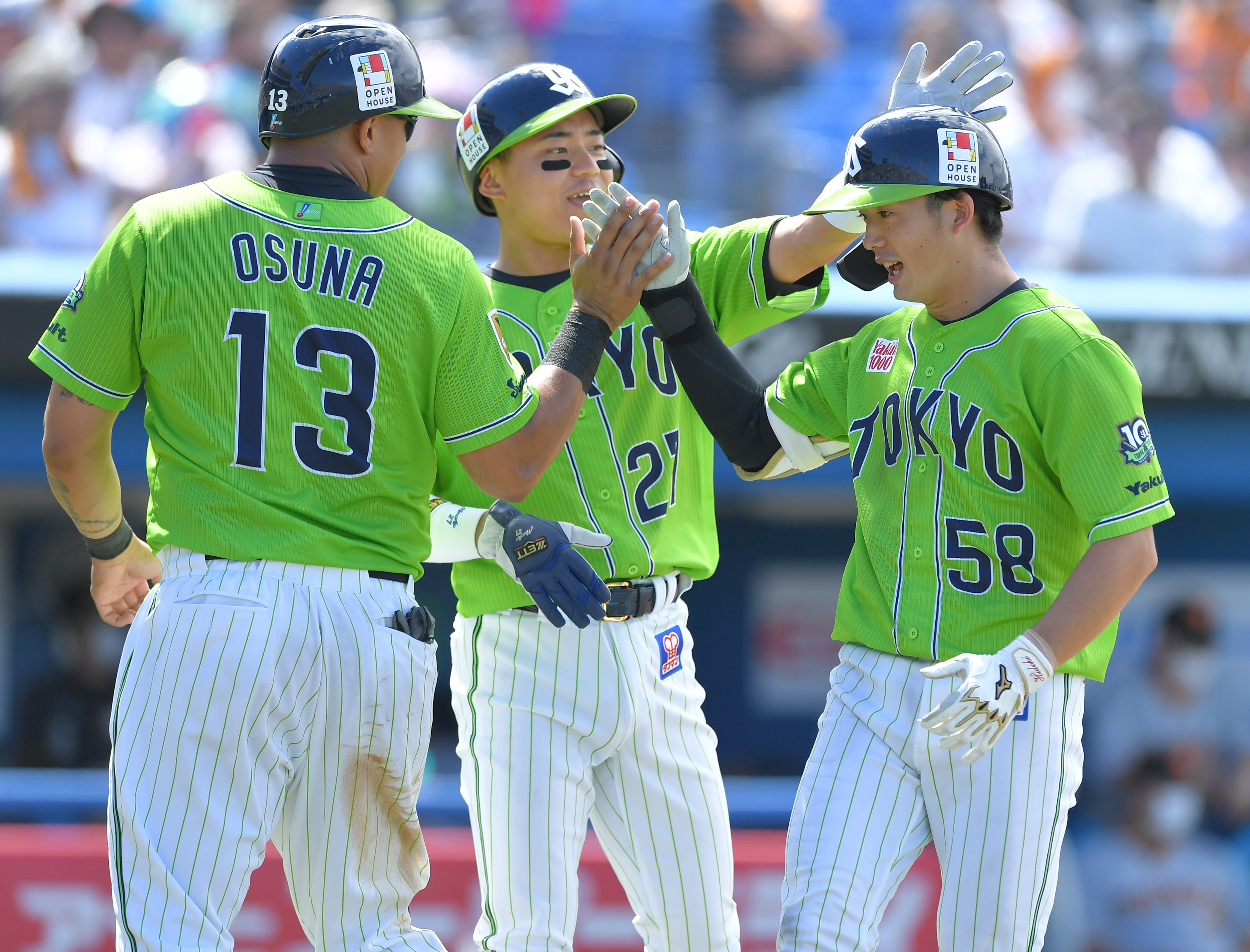 恐怖の8番打者〟だ！ ヤクルト・長岡が貴重な4号3ラン - サンスポ