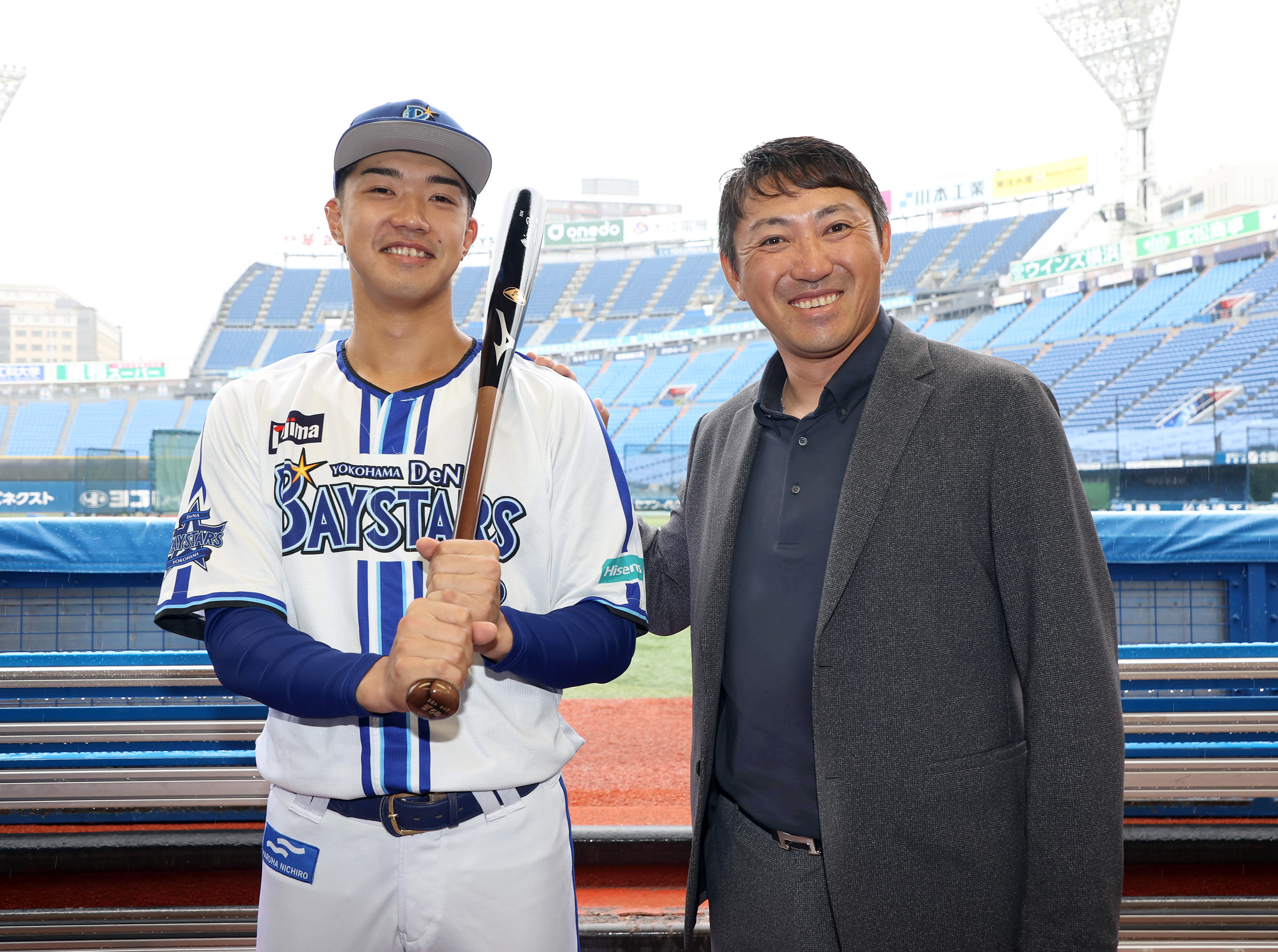 Deep Baseball】DeNA逆襲キーマン・梶原昂希、内川聖一氏から激励 1番打者でチームけん引〝ハマのギータ〟が同郷「大分の英雄」と対談（2/3ページ）  - サンスポ