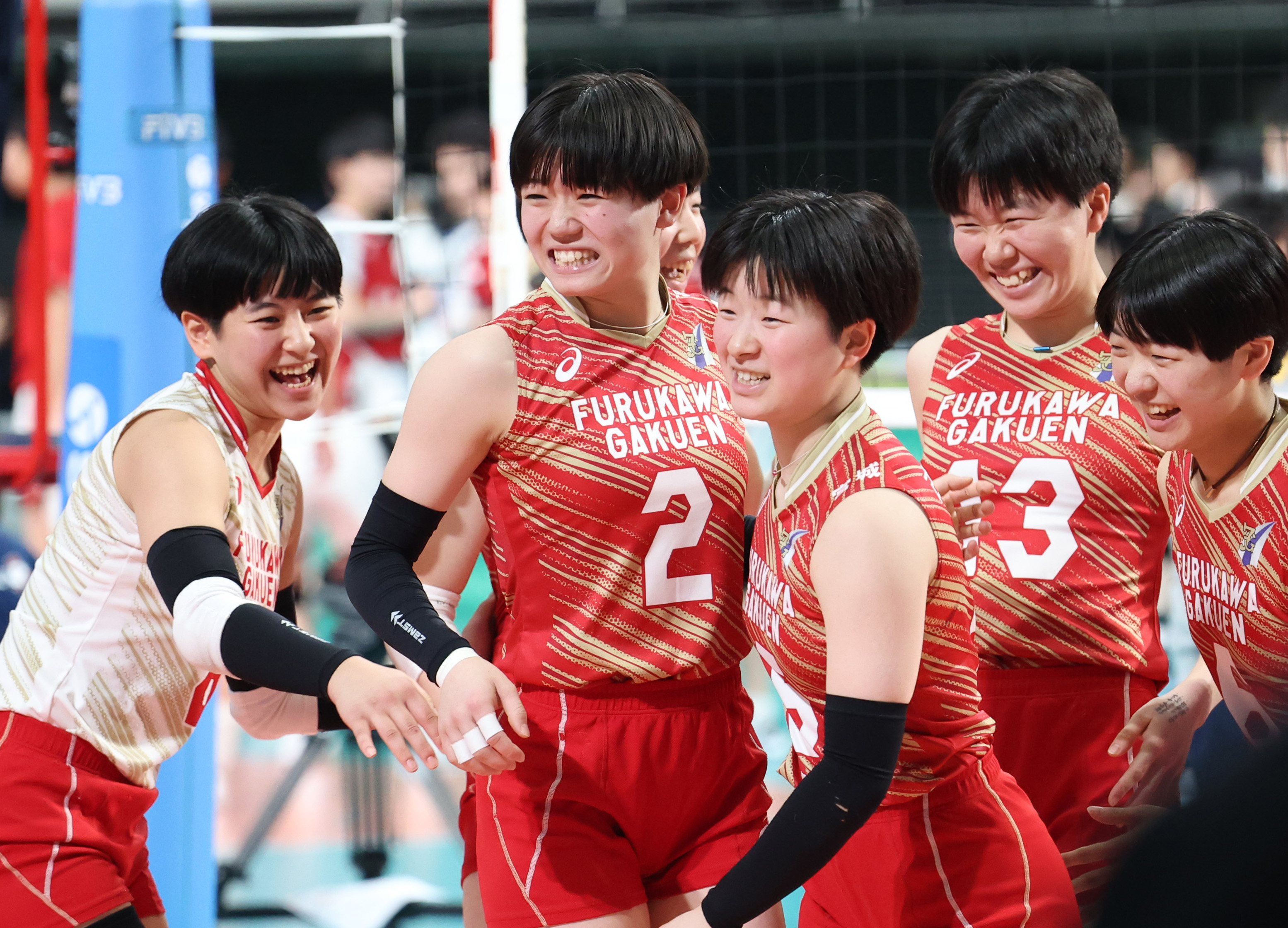 春高バレー】2年ぶり優勝目指す古川学園が佐賀学園にストレート勝ち