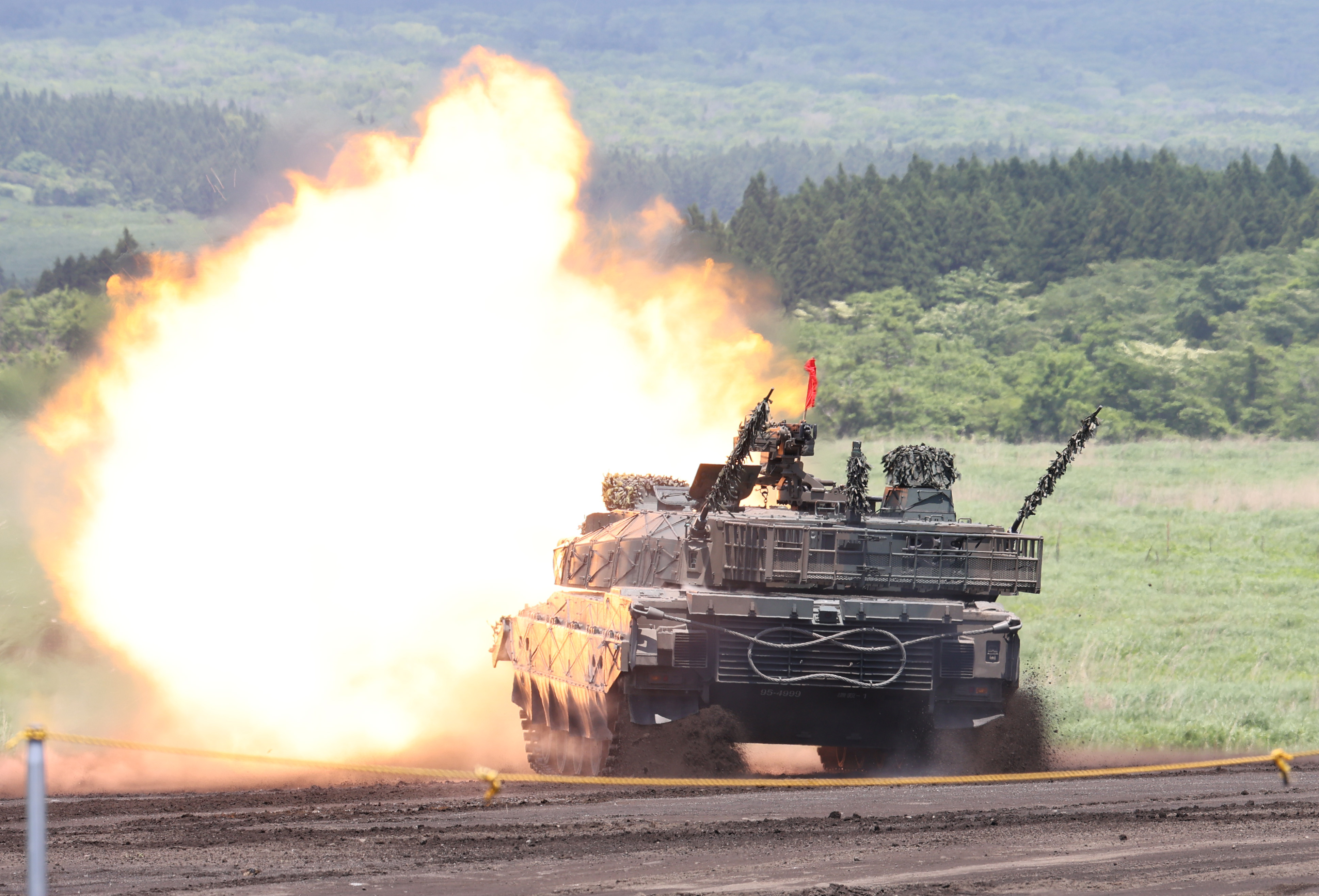 動画】オスプレイ初投入 陸自「富士総合火力演習」 - 産経ニュース
