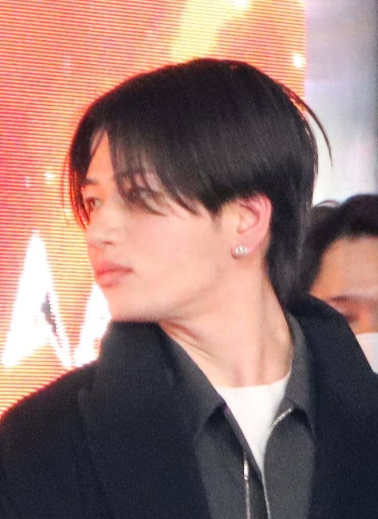 将来への投資」と貯金600万円引き出させたか アプリで客引きしたホスト