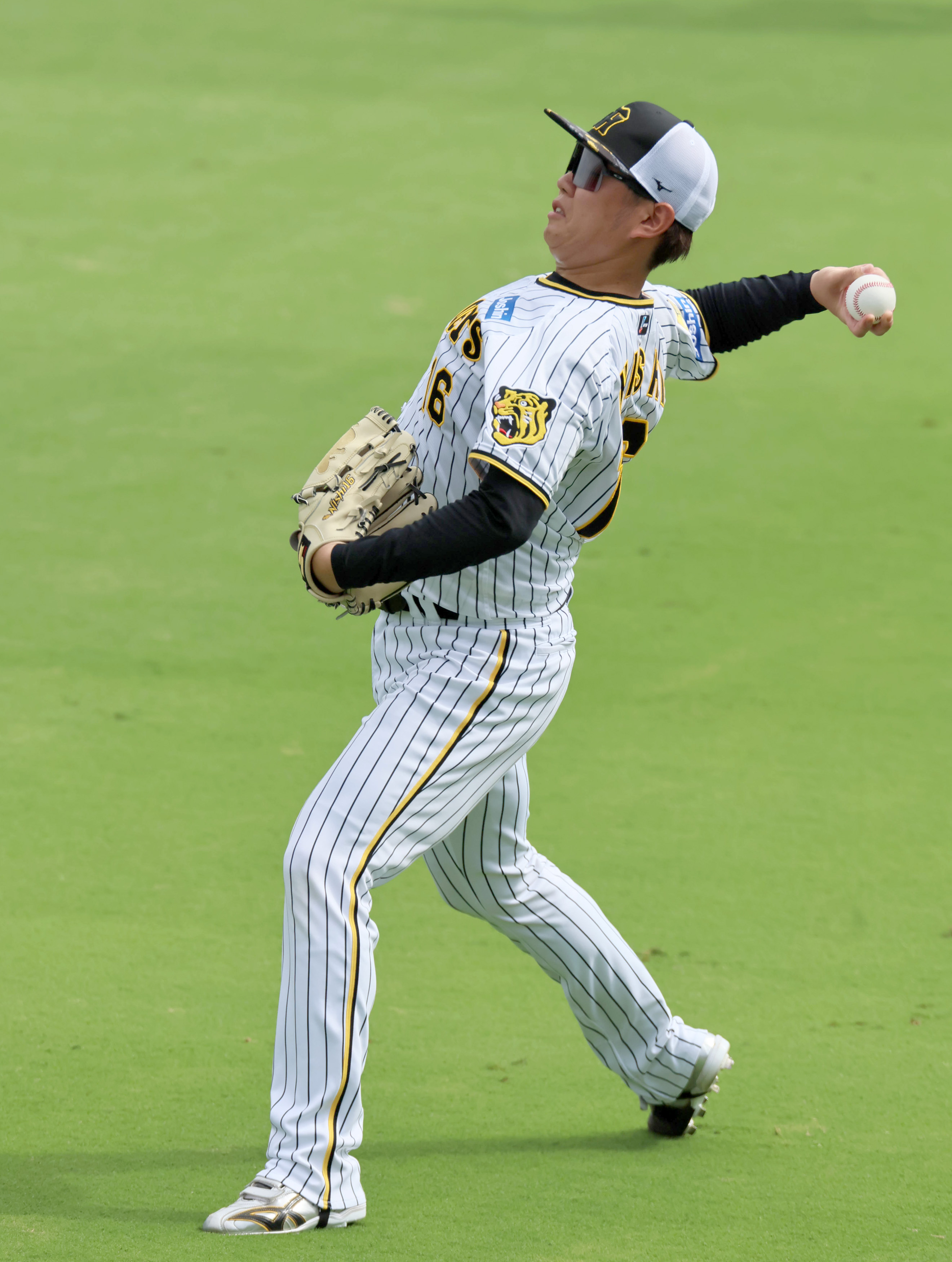 阪神・西勇輝が発起人 阪神投手陣決起集会でCSへ一丸 - サンスポ