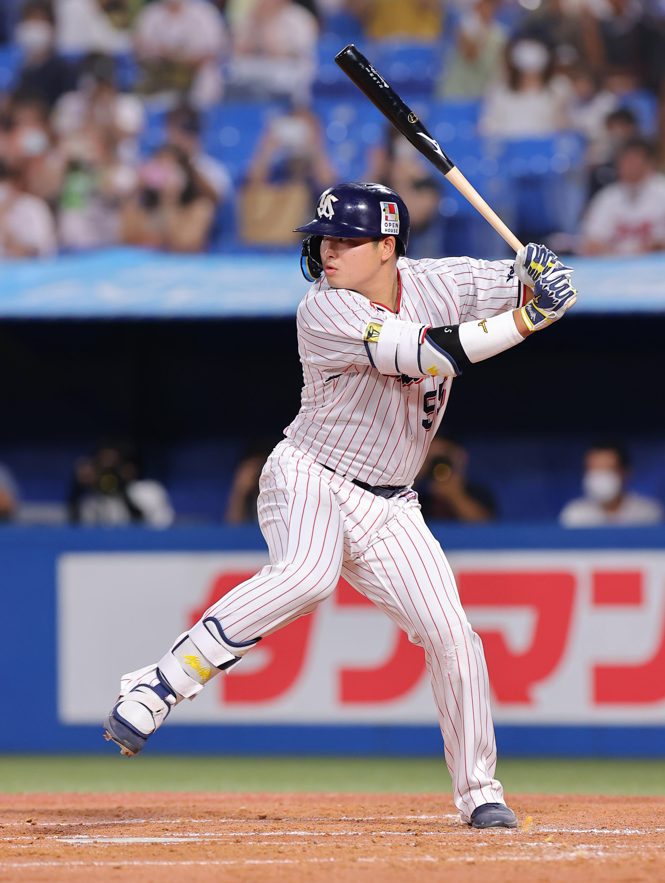 エポック ワン【村上宗隆】勝利を呼び込むタイムリー内野安打