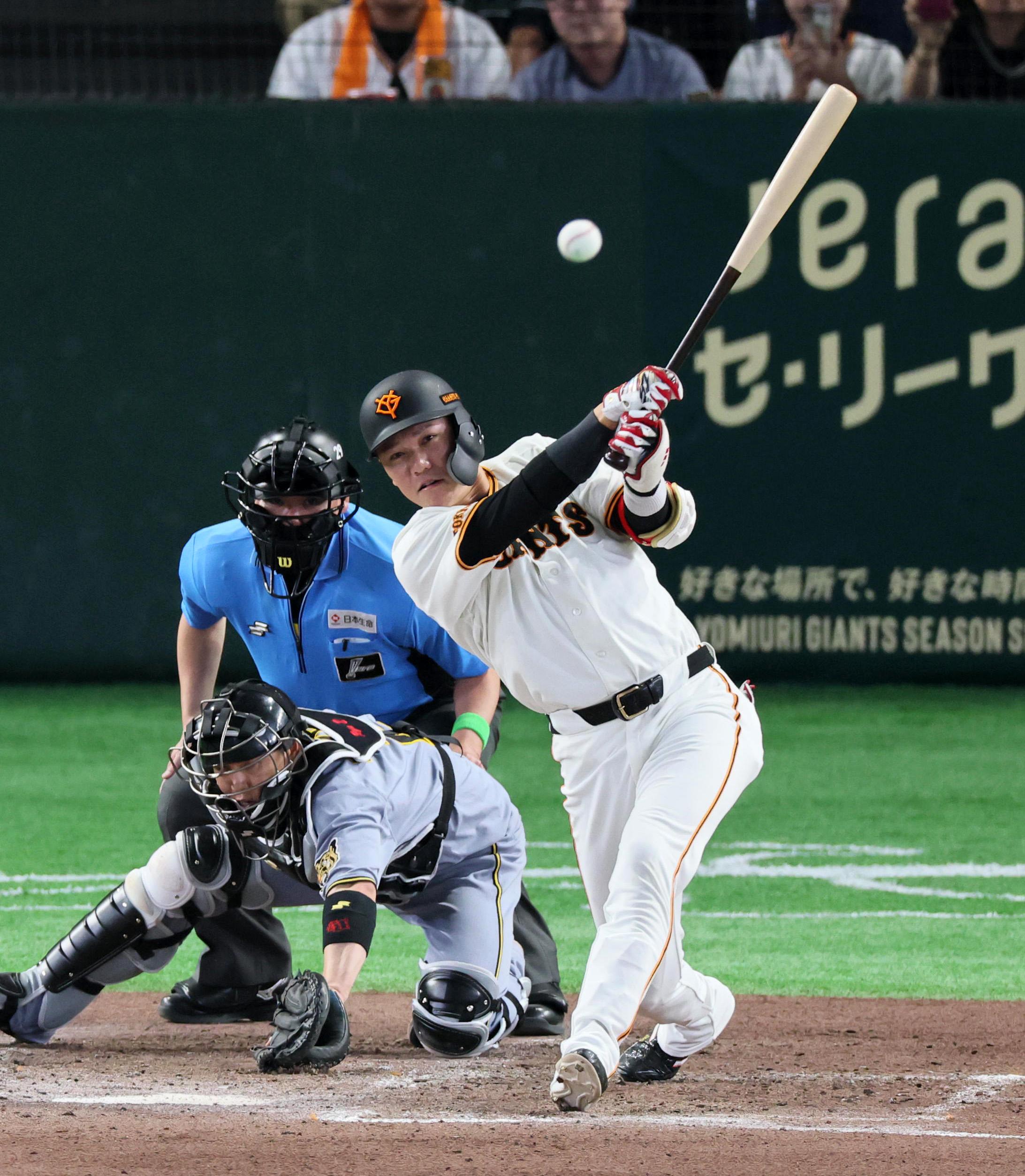 坂本勇人、代打で逆転V3点打！巨人単独首位浮上 阪神・高橋に初黒星