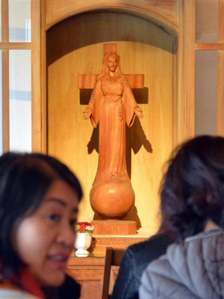 ファティマの聖母」9月に秋田へ 「涙流したマリア像」と対面 東西の ファティマの聖母」9月に秋田へ 「涙流したマリア像」と対面 東西の