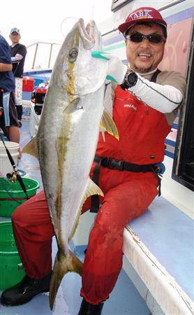 秋の青物祭り 泳がせ コマセ釣りなどで高級魚ゲット