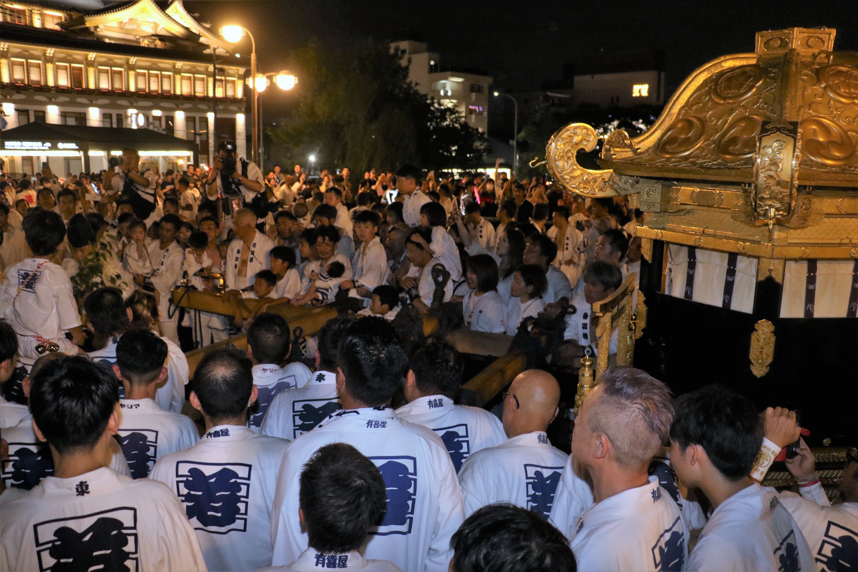 響く掛け声、祇園祭の神輿洗 「道しらべの儀」で道中清め - 産経ニュース