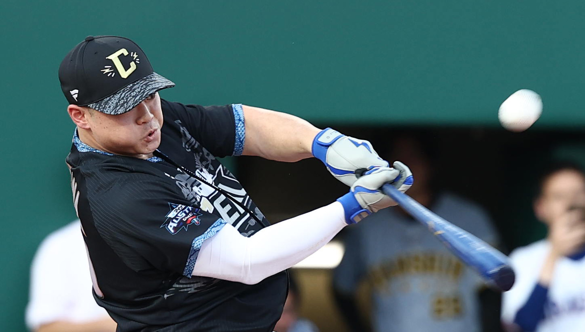 中日・細川成也が猛打さく裂！ 3度目出場の本塁打競争で初優勝 15本の