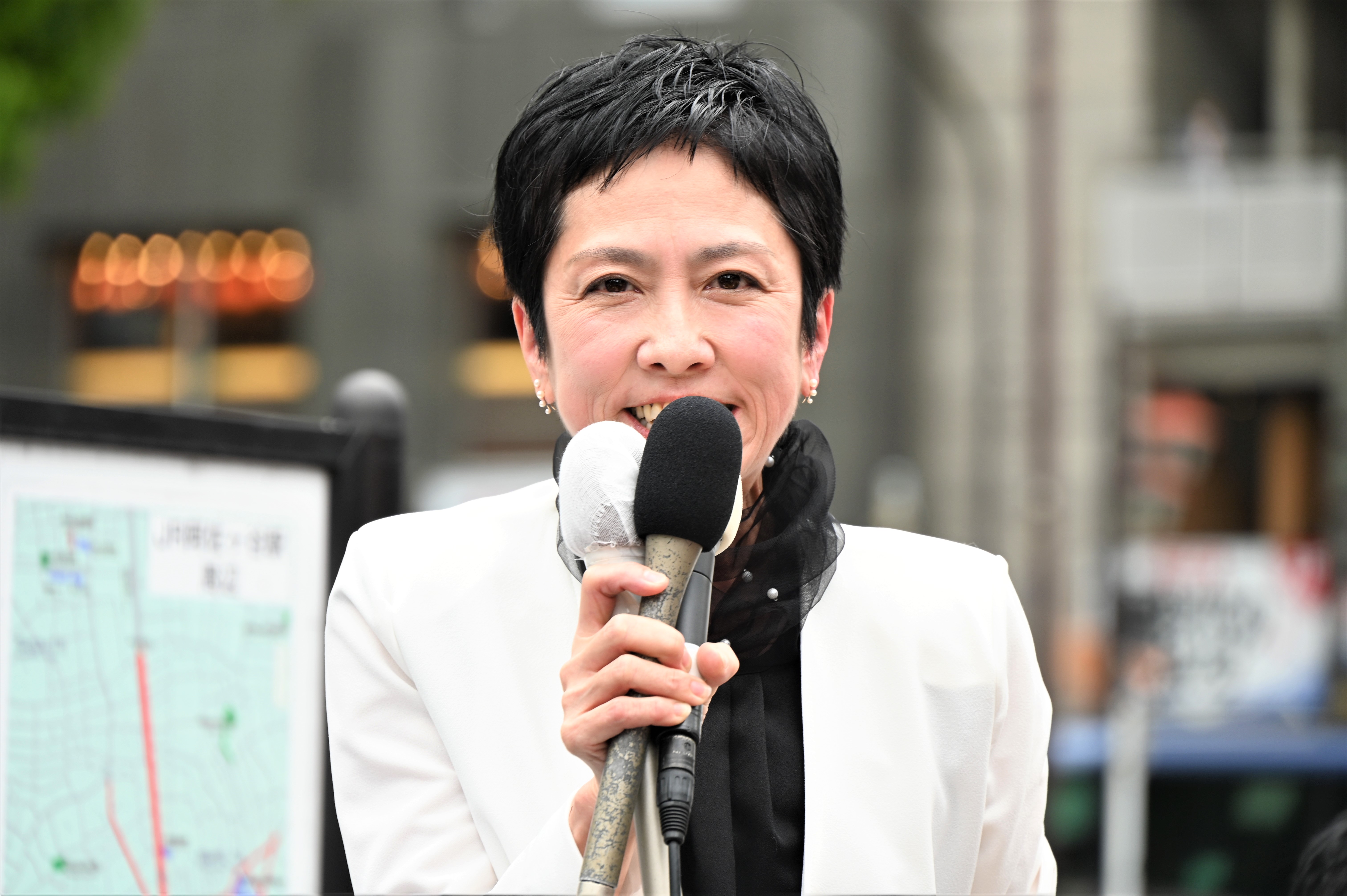 蓮舫氏「都知事選」は「夏の挑戦」、「支援を」は「助けて」に