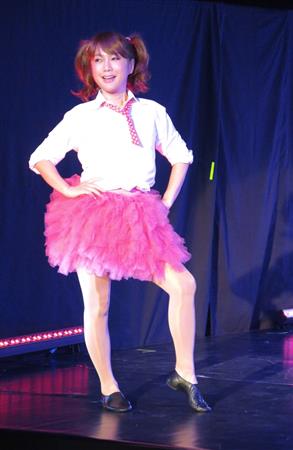 はるな愛 イケメンダンサーに大興奮 顔が胸のところに当たって サンスポ