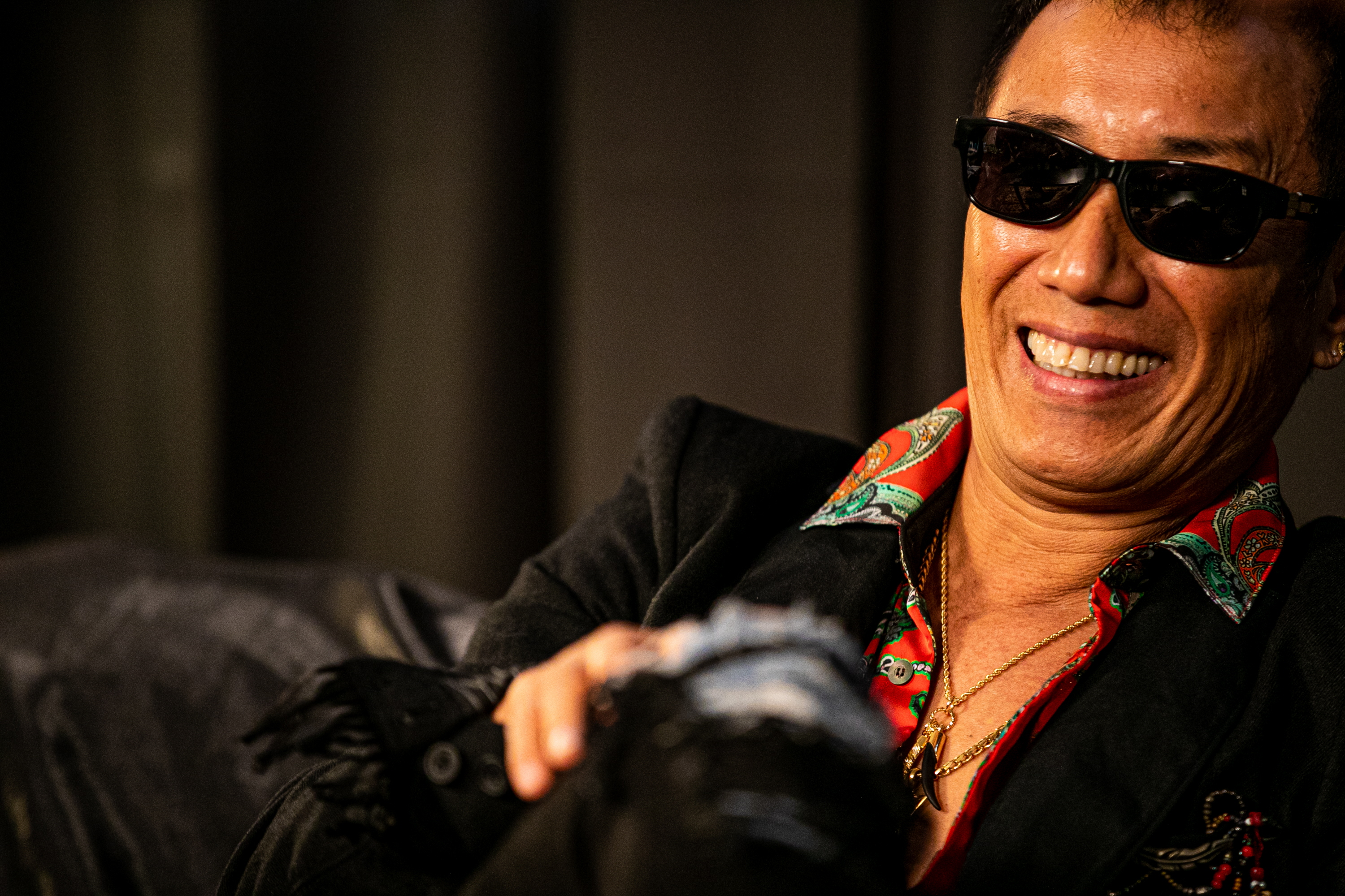 長渕剛12月5会場で2年ぶり有観客ライブ 静かにこぶしを突き上げろ