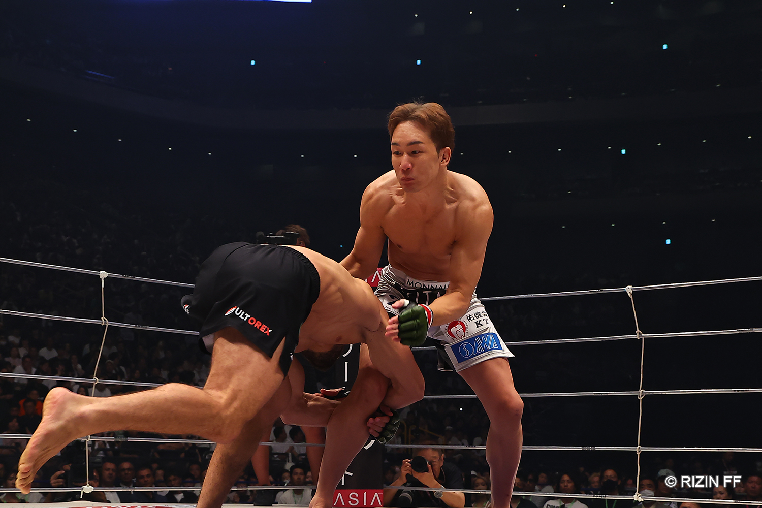 超RIZIN．2】朝倉未来は一本負けでフェザー級王座逃す 1回に