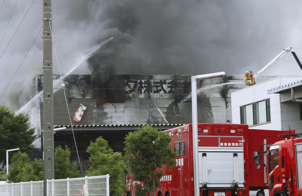 焼け跡から４人の遺体 消防隊員と警察官か 静岡の工場火災 - 産経ニュース