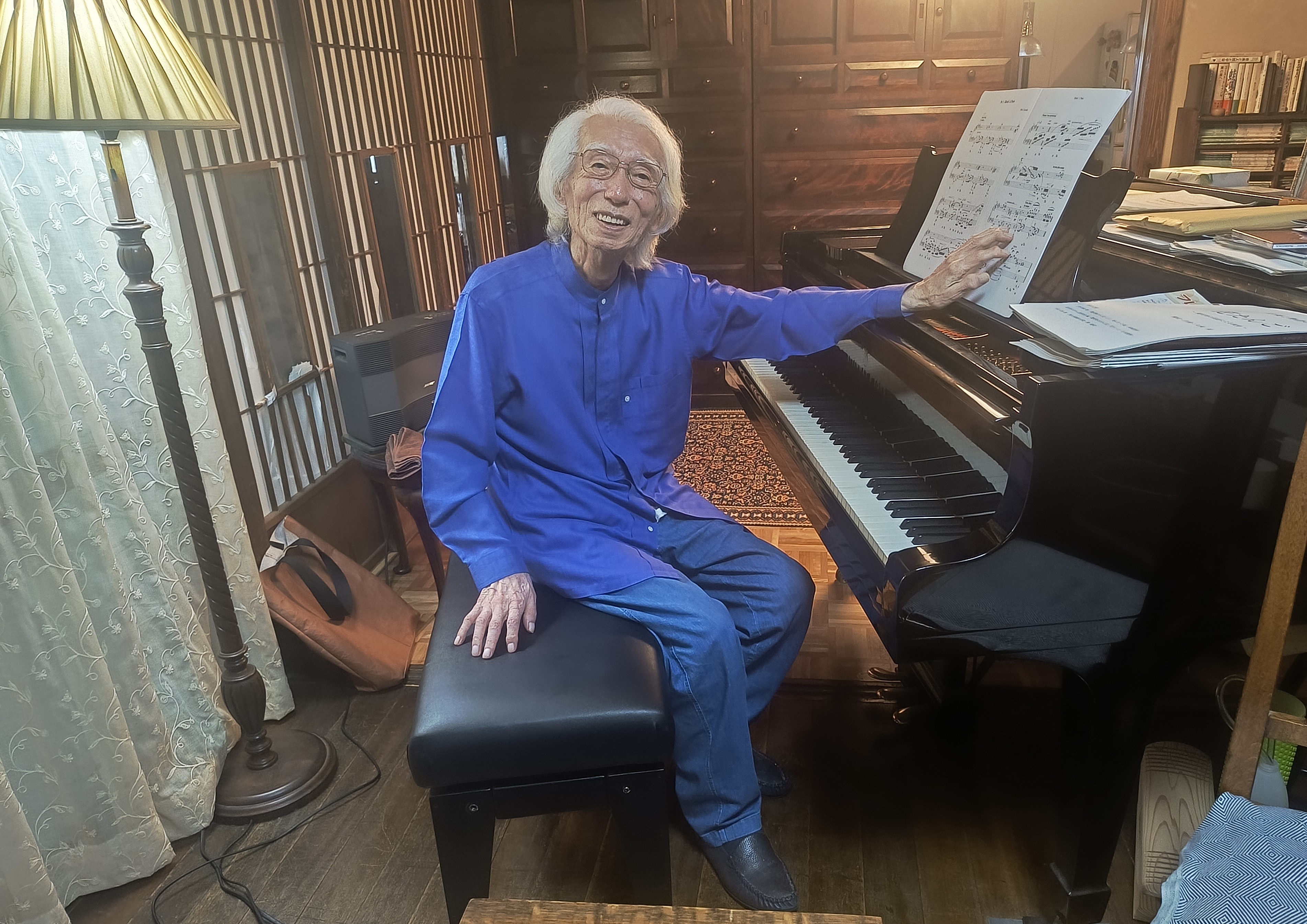 左手のピアニスト舘野泉 90歳の誕生日にリサイタル ピアノに触れ「生き