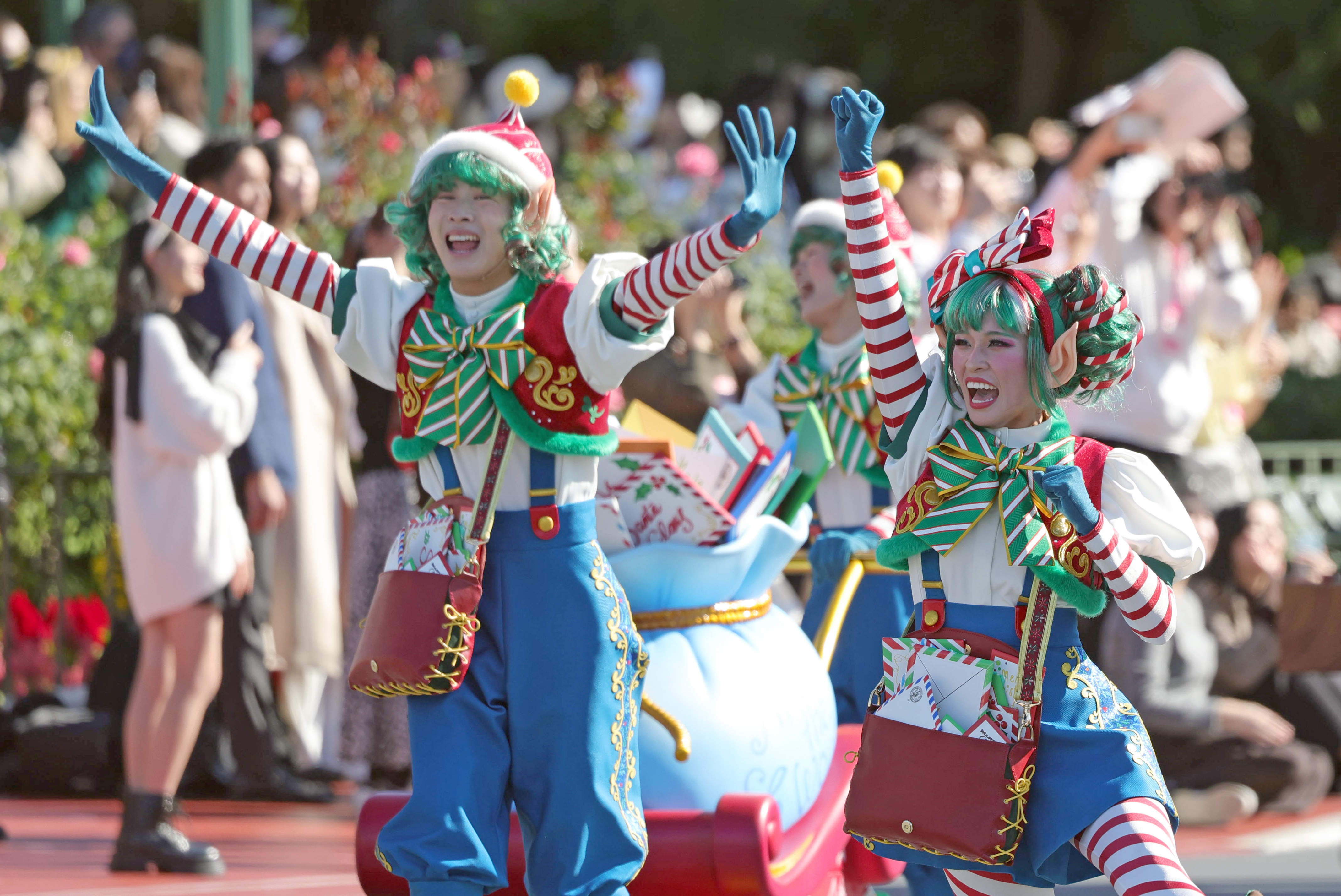 動画】東京ディズニーランドで新パレード おもちゃたちが「トイズ
