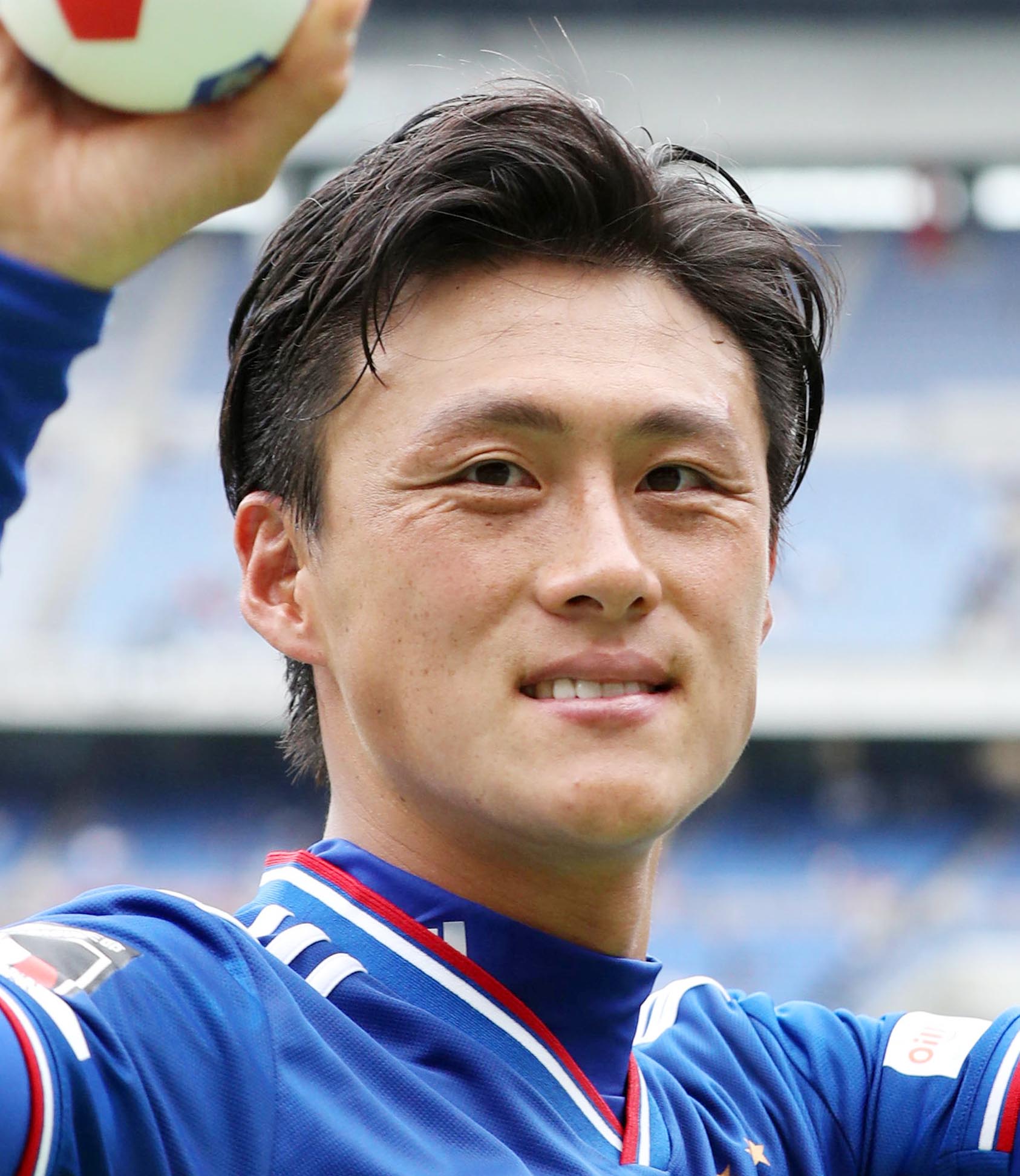 W杯で起きた前代未聞のキックオフ 李忠成氏「初めて見た」と驚愕