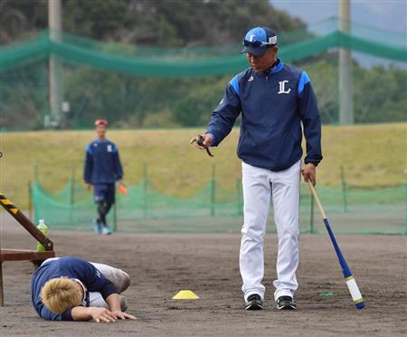キャンプ名言迷言 西武 辻監督 地面に倒れ込む森に ラスト１本じゃないんだから サンスポ