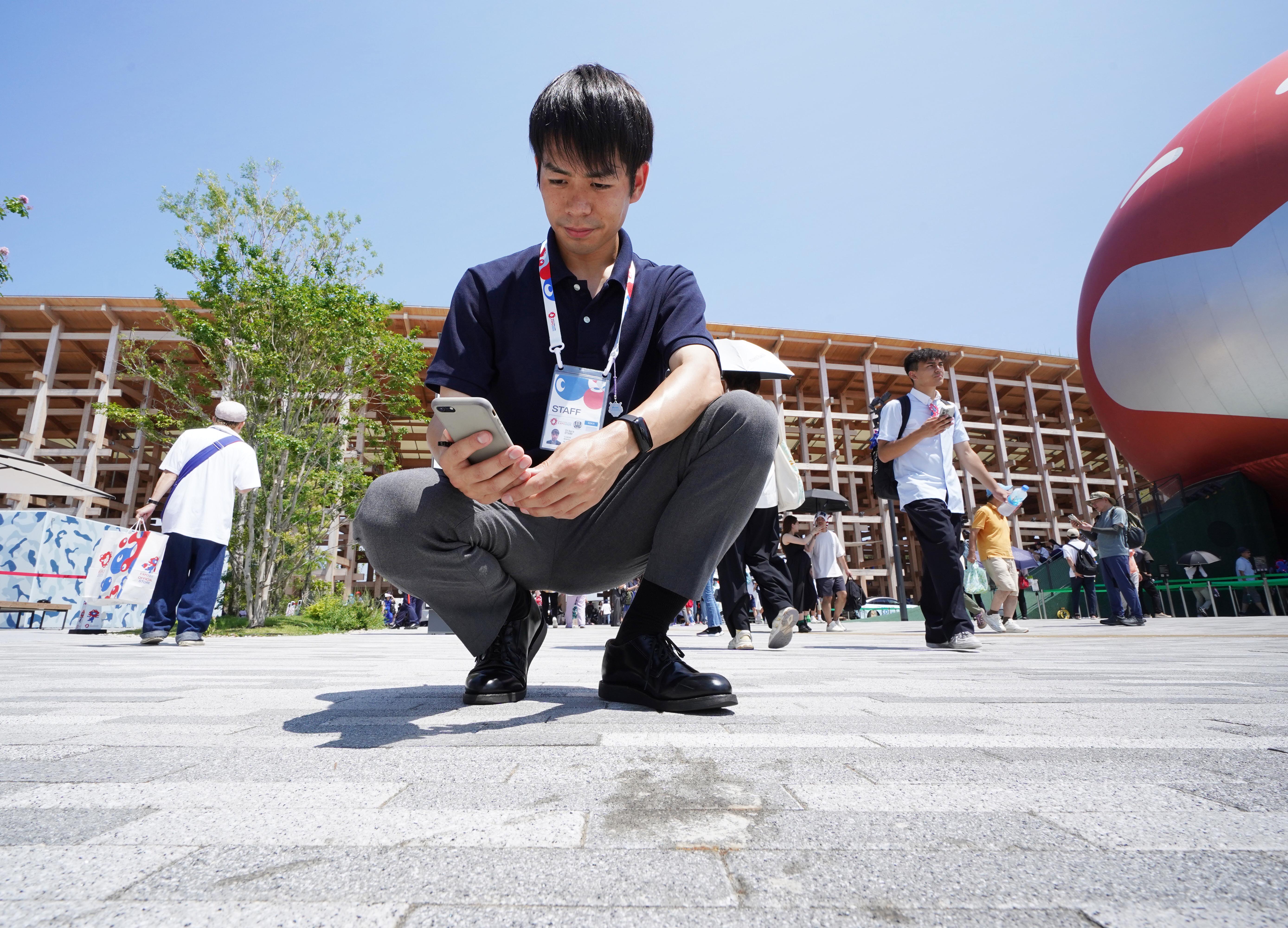 いつもキレイな万博会場 ダスキンなど5社1300人が異例の連携、GPS