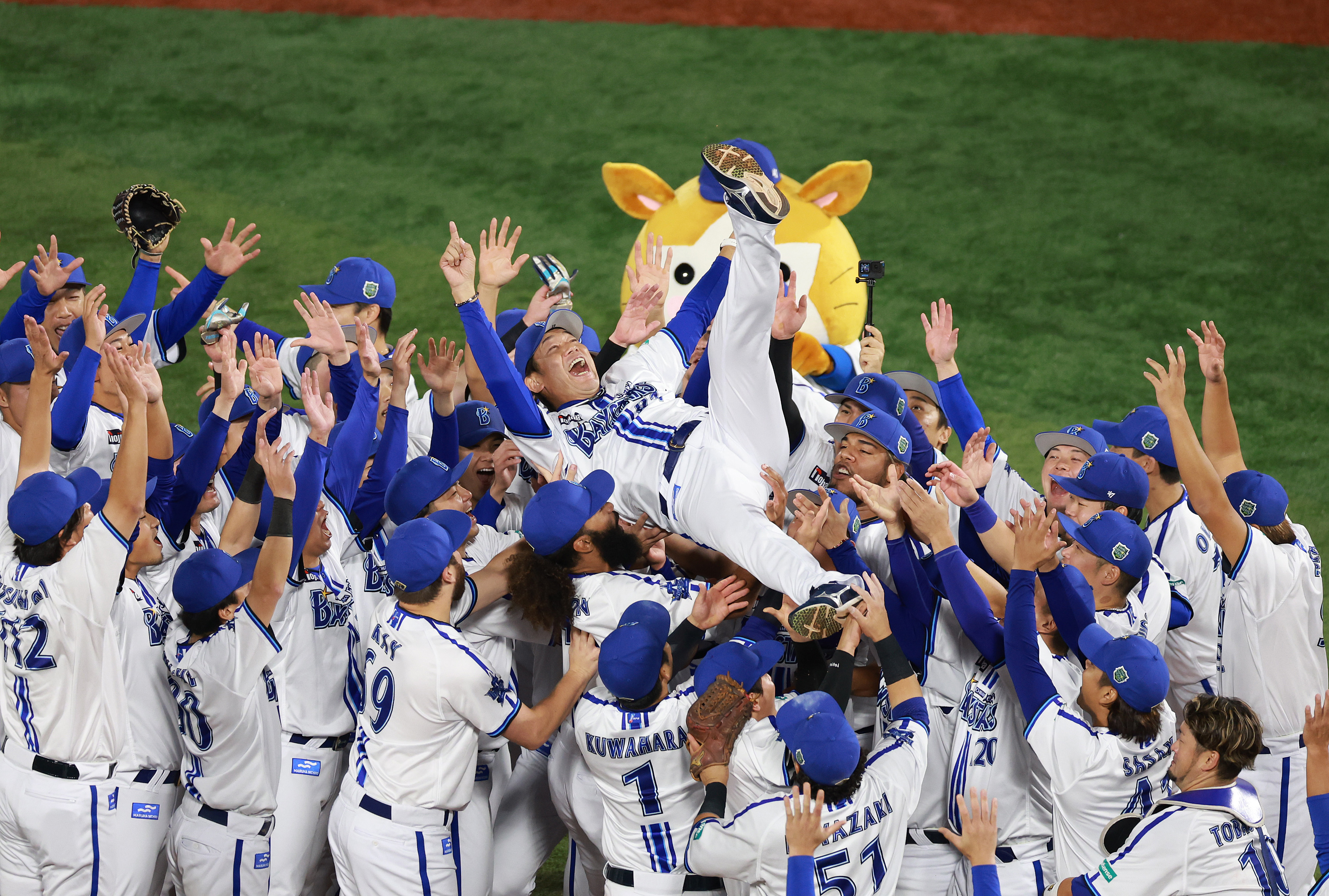 DeNAベイスターズ、3位からの下克上で26年ぶり日本一！ 筒香嘉智、先制