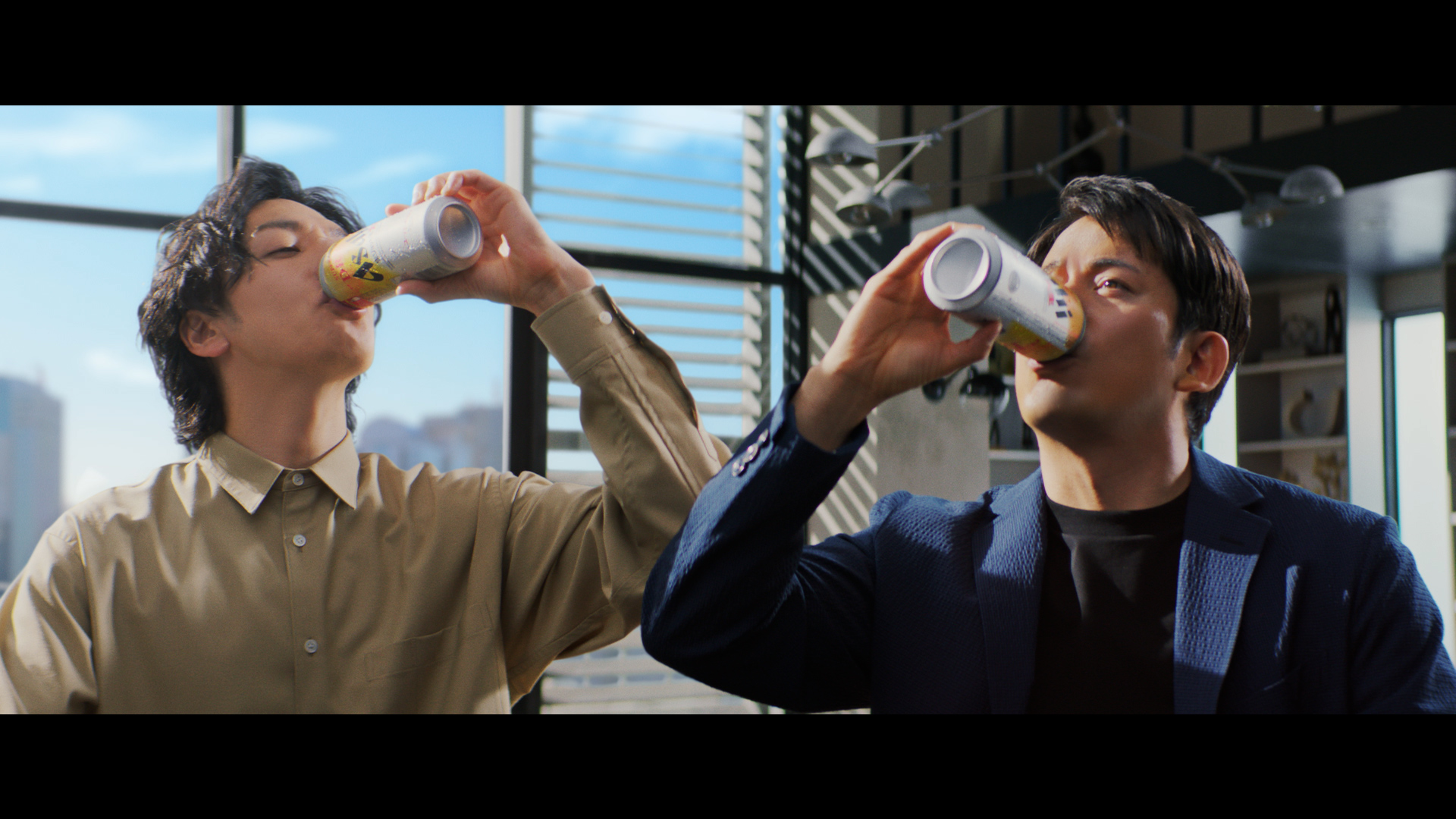 アサヒ　岡田准一　生田斗真　ポスター アサヒ 岡田准一 生田斗真 ポスター - メルカリ