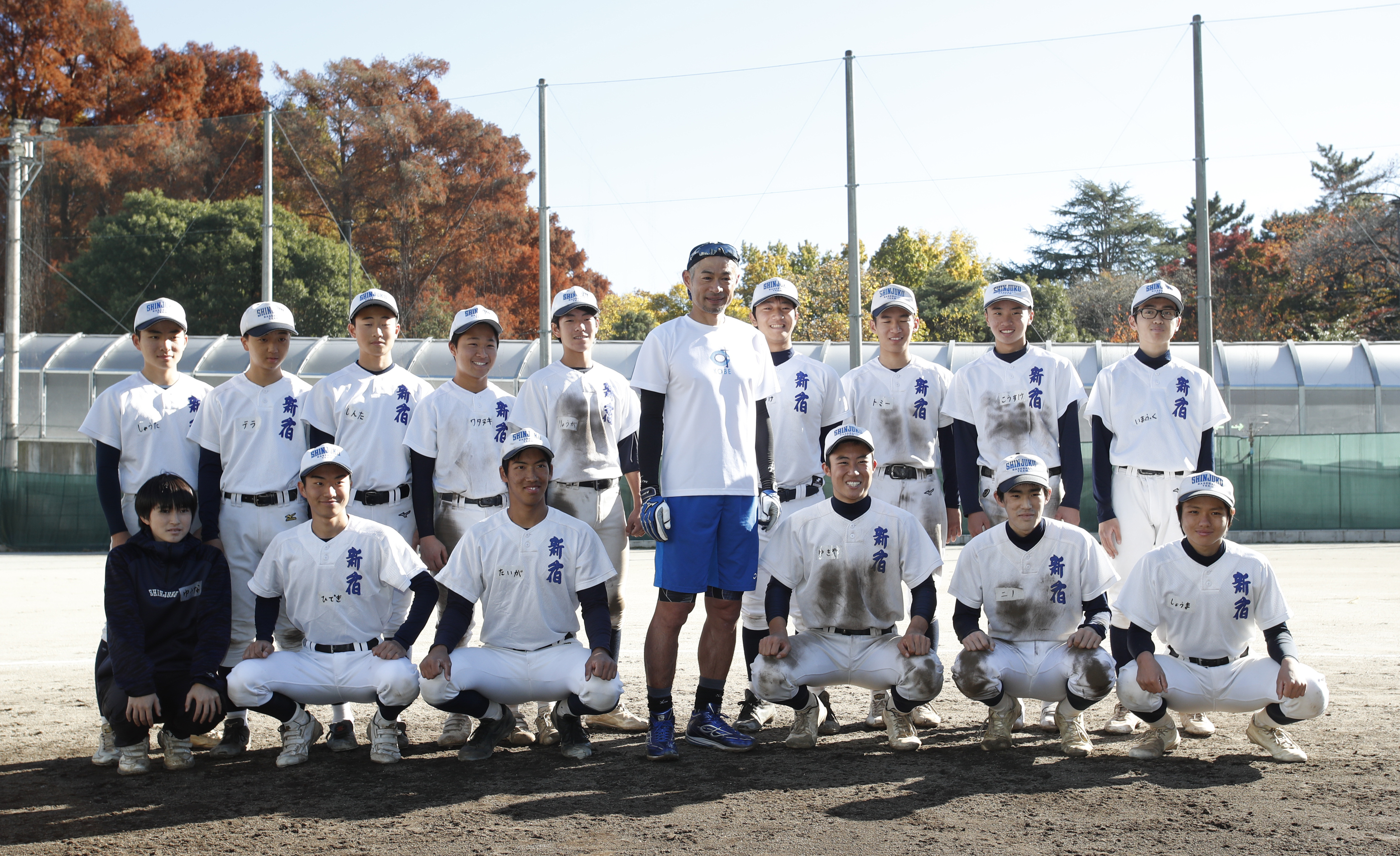 イチローさん、都立新宿高で２日間計７時間の熱血指導「都会だー。甲子園に行ったら、めちゃくちゃ面白い」 - サンスポ