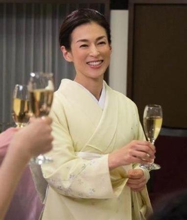 鈴木保奈美 ２８日放送 ゴールドウーマン で艶やか着物姿披露 サンスポ