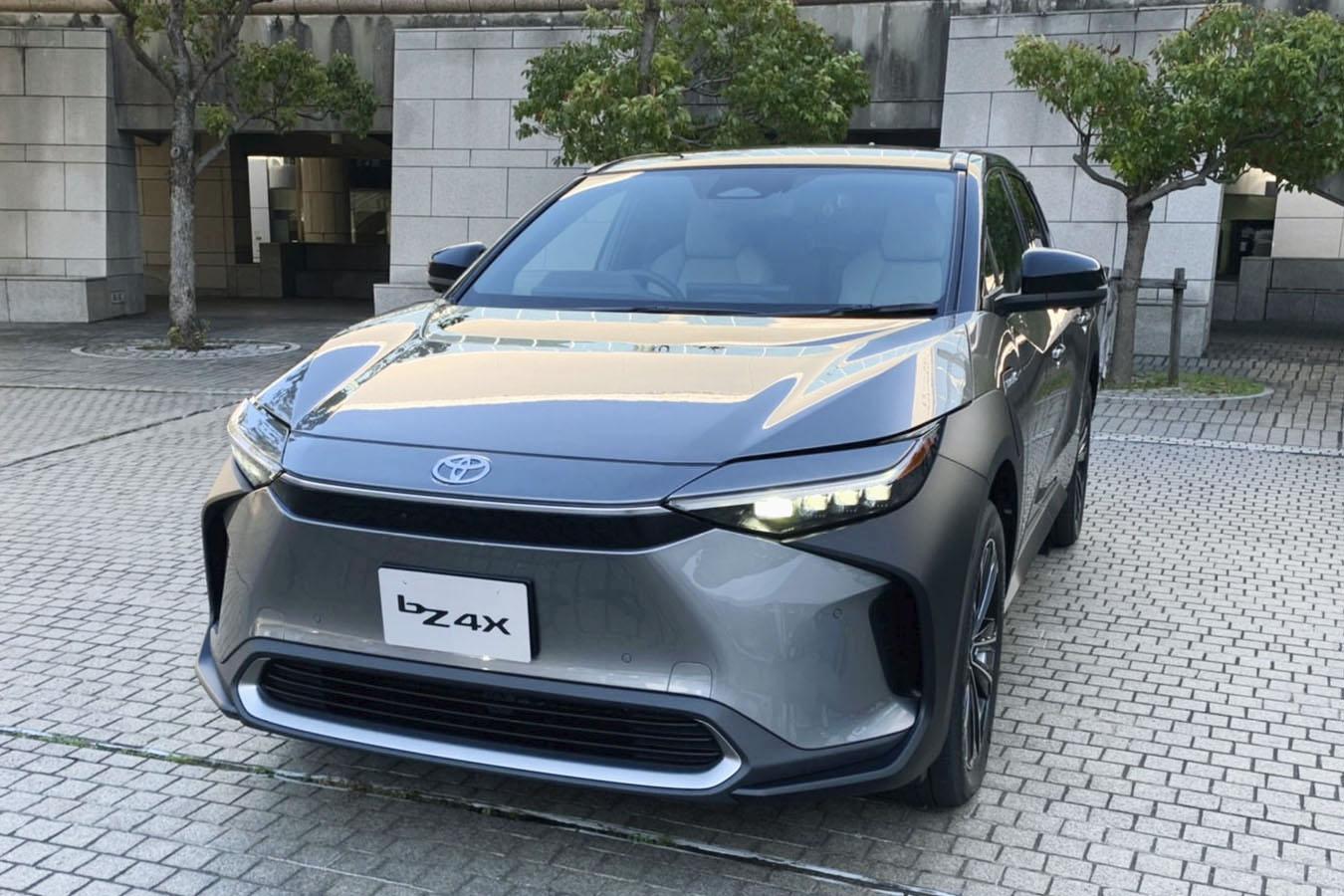 経済プリズム】トヨタ、日産「EVシフト」旗幟鮮明 国内普及の