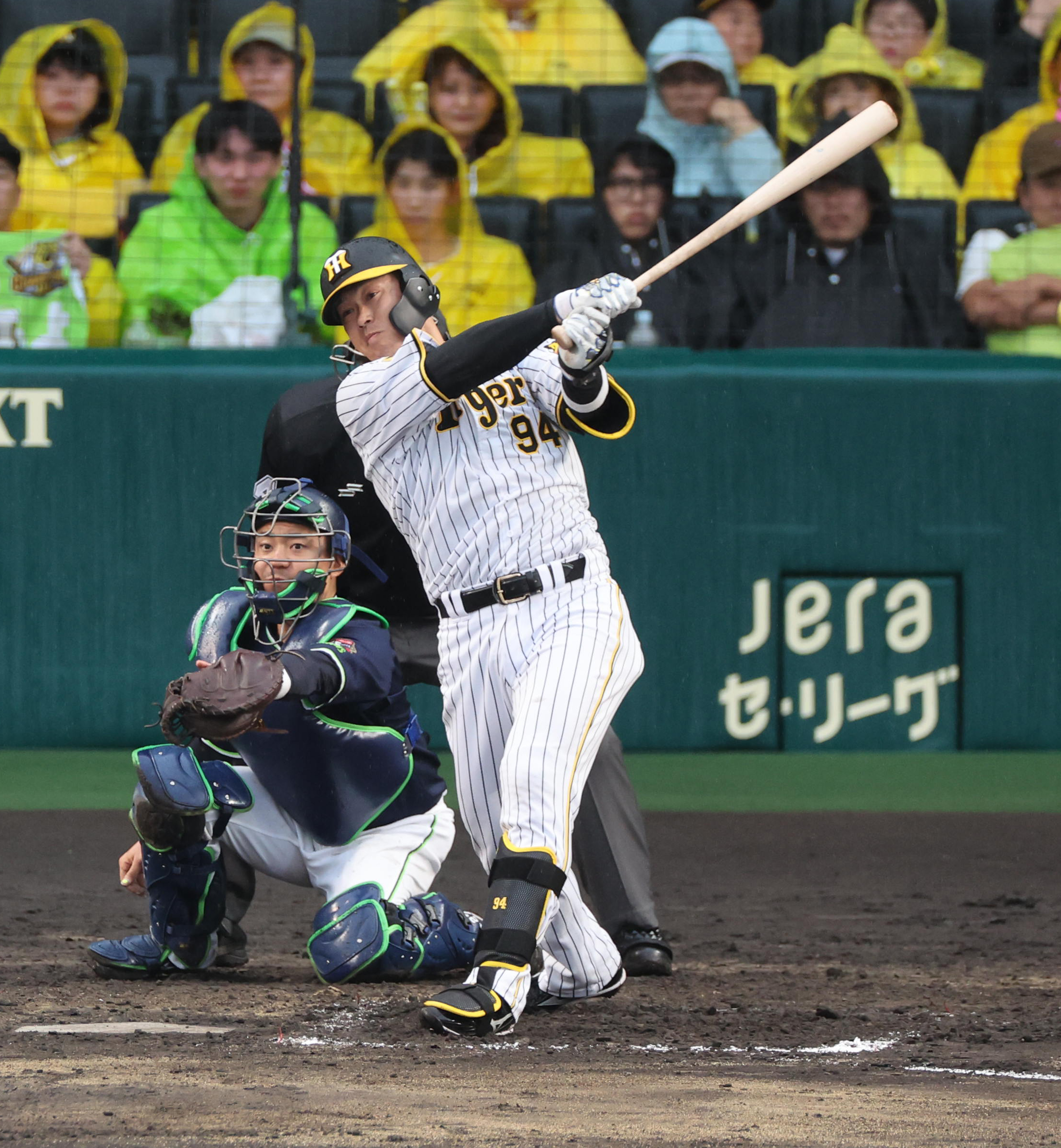 阪神・原口文仁、八回の代打適時打は「いいところに落ちてくれた