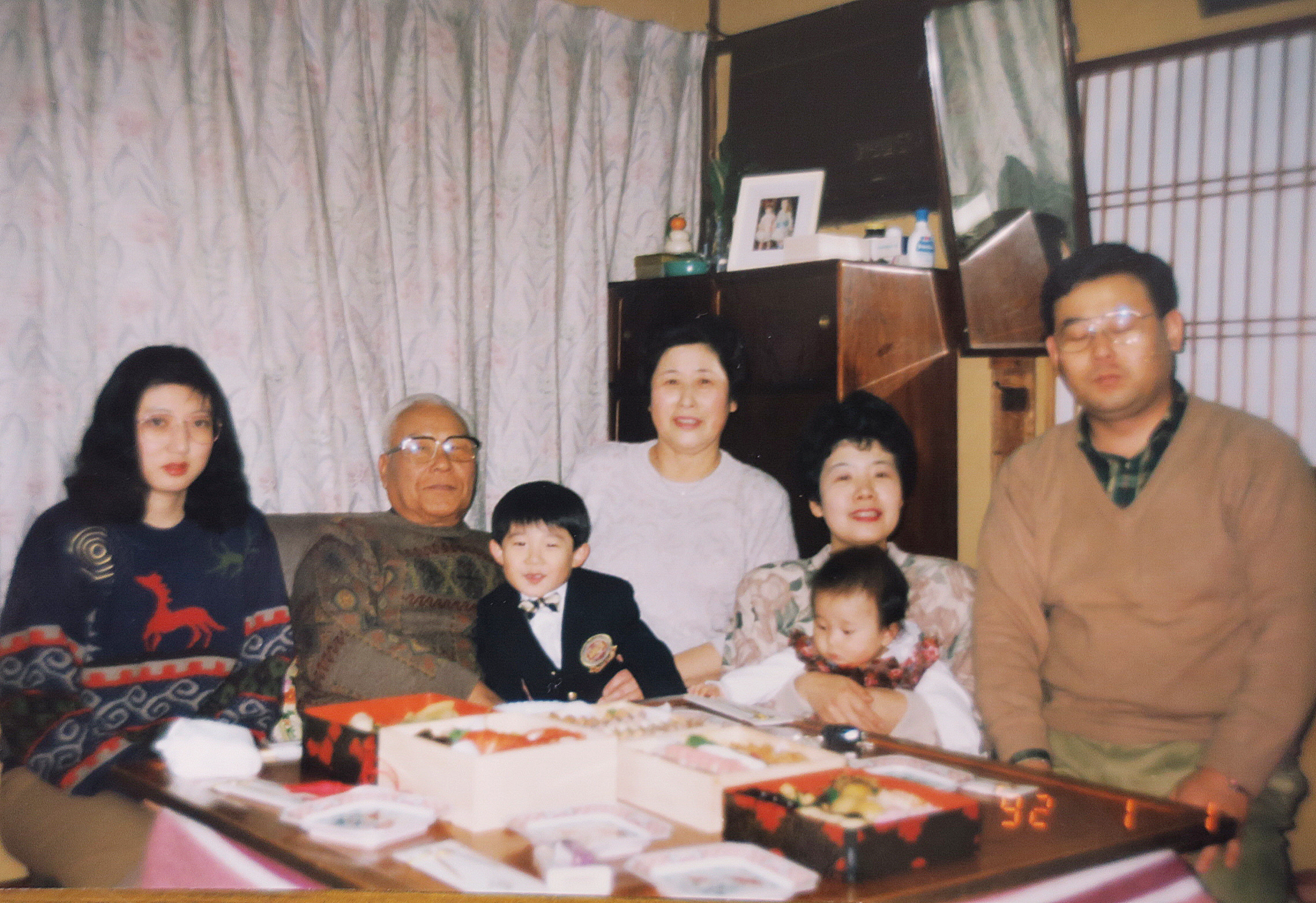 亡き夫との「約束果たせた」 義父母の銘板を加えた佐々木美和子さん