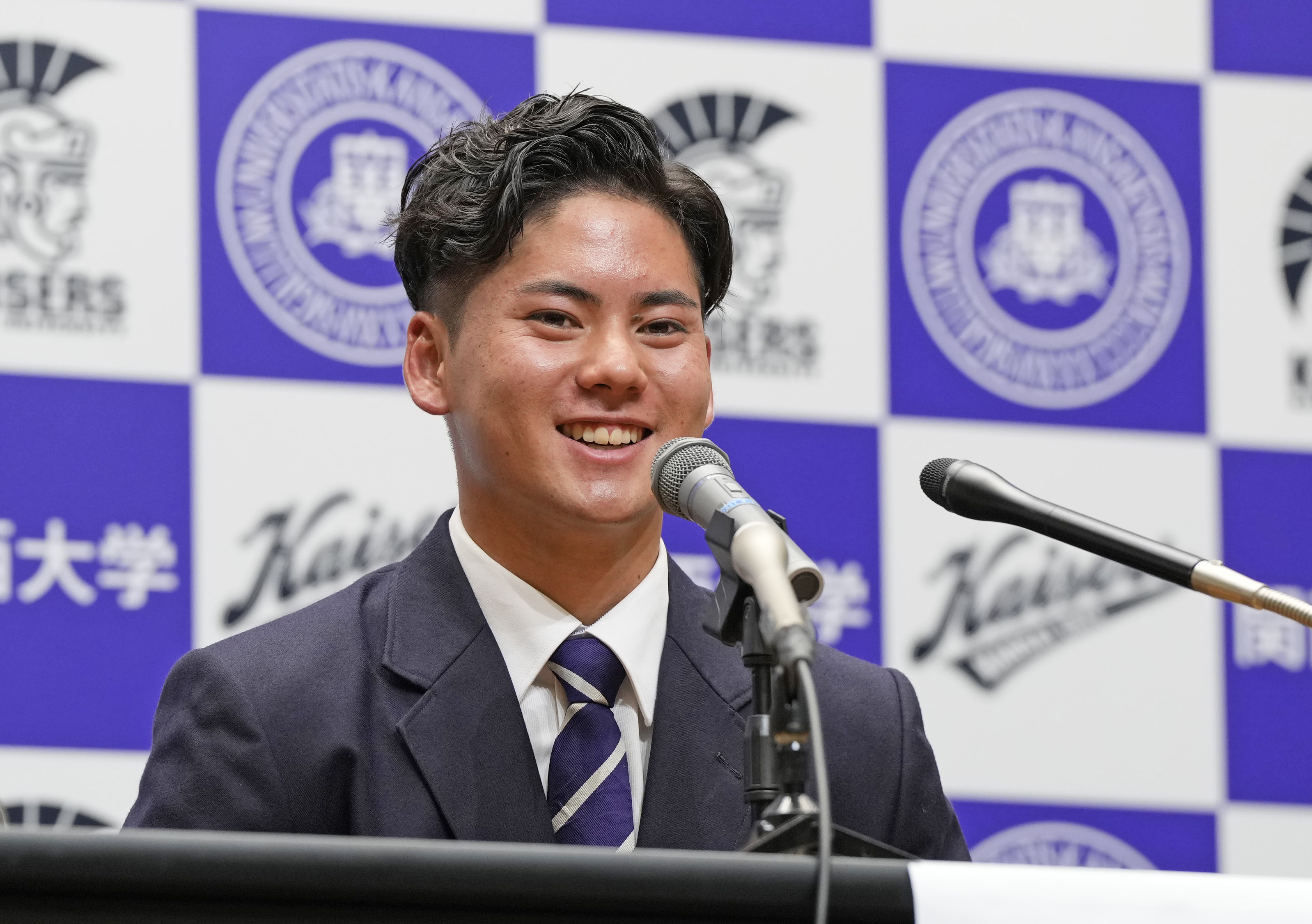 関大の金丸夢斗「中日はファンが熱い。1年目から2桁勝利を」 目標の 