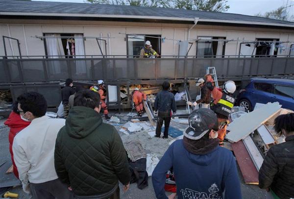 熊本地震 下敷きになった東海大生は友人の手を握りしめた １０人以上が生き埋めとなったアパート 大きな声で励まし合って耐えた 1 3ページ 産経ニュース