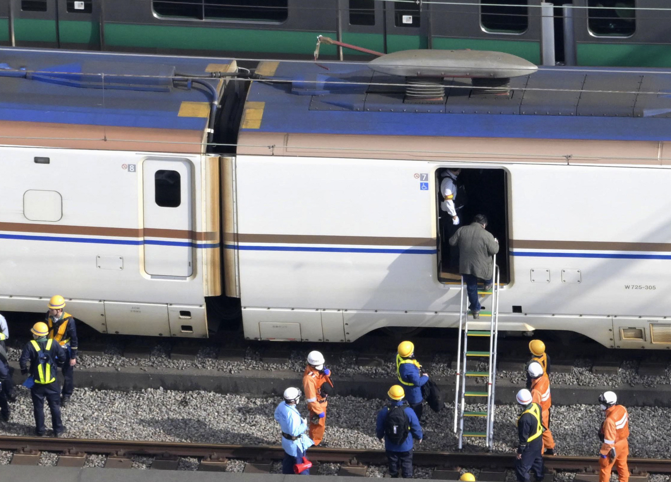 新幹線はパンタグラフ損傷 窓ガラスにもひび 車両はＪＲ西日本所属 - 産経ニュース