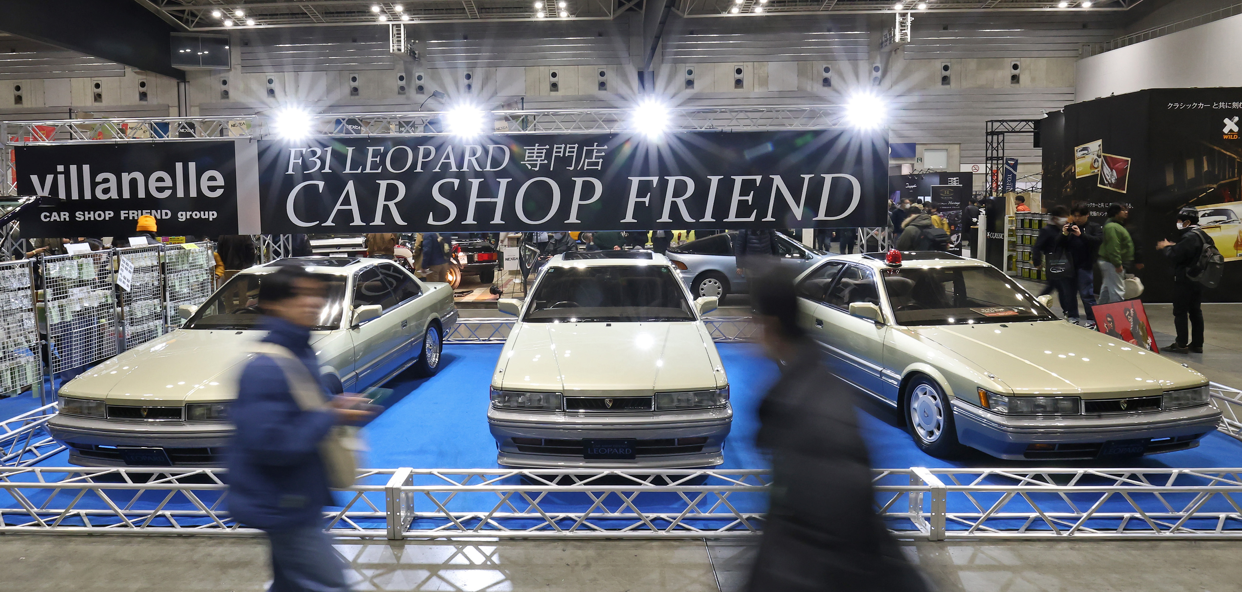 セドリック、レパード…フェンダーミラーの旧車が集結 「ノスタルジック