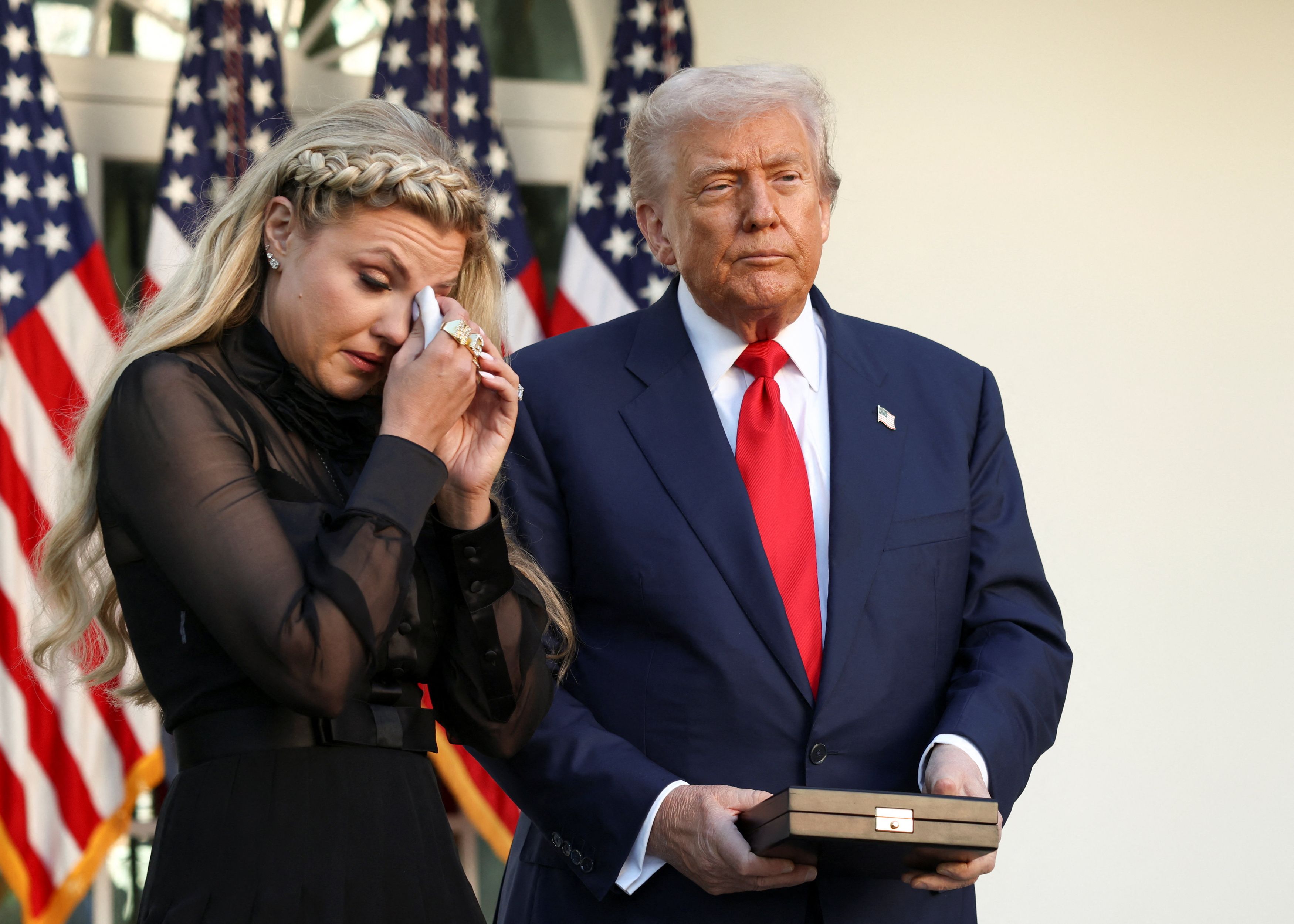 射殺された保守系活動家に大統領勲章 トランプ氏、支持結束図る - 産経