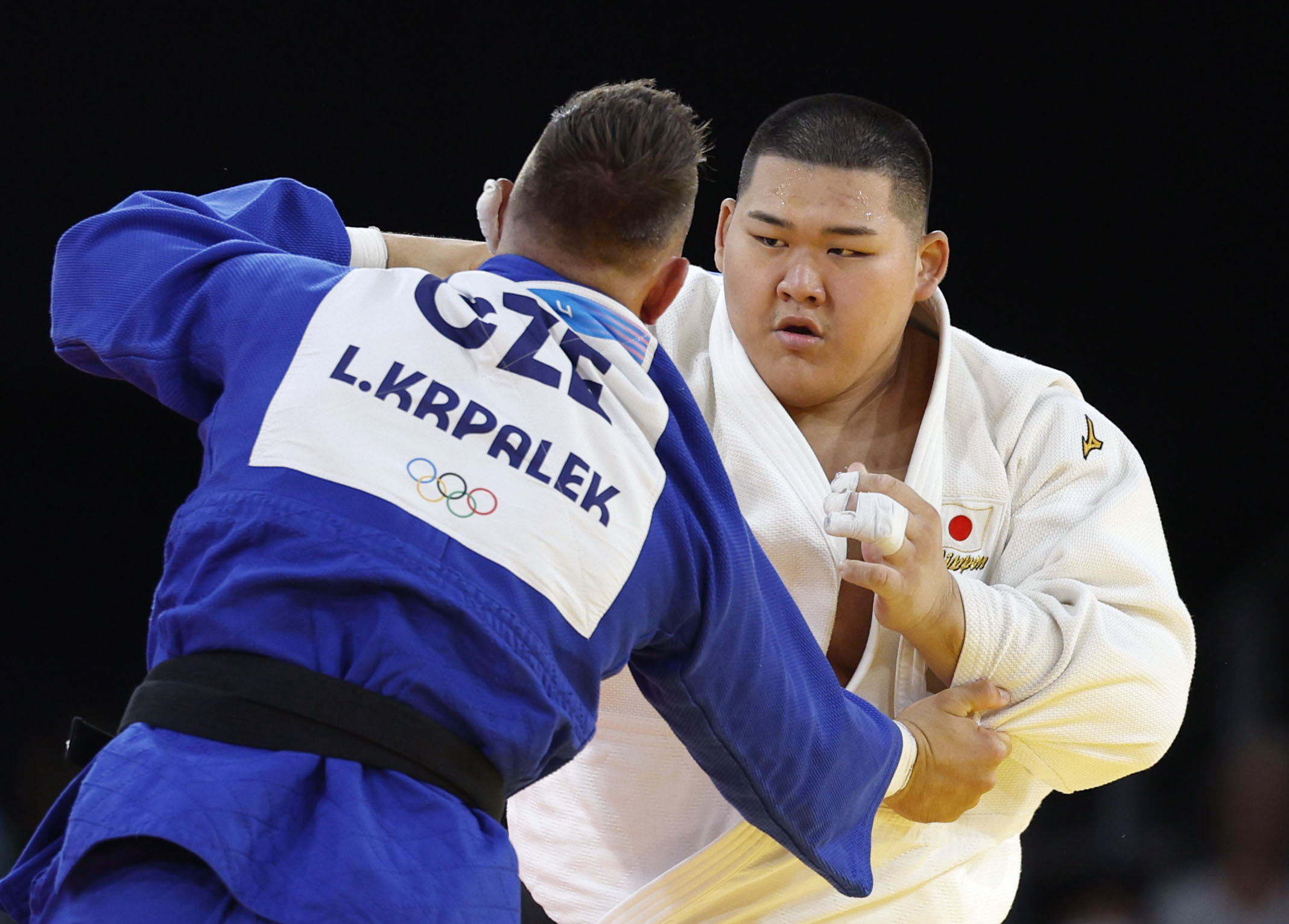 柔道男子の斉藤立は東京金メダリストに一本勝ち、準々決勝へ 女子素根