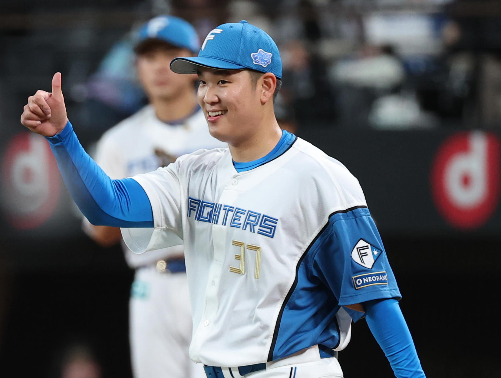 日本ハムファイターズ ユニフォーム ユニホーム と古林睿煬初