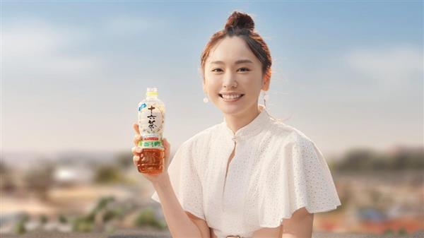 ｃｍウオッチャー アサヒ 十六茶 キャラクター１０年目のガッキー 今度は妖精 1 2ページ 産経ニュース
