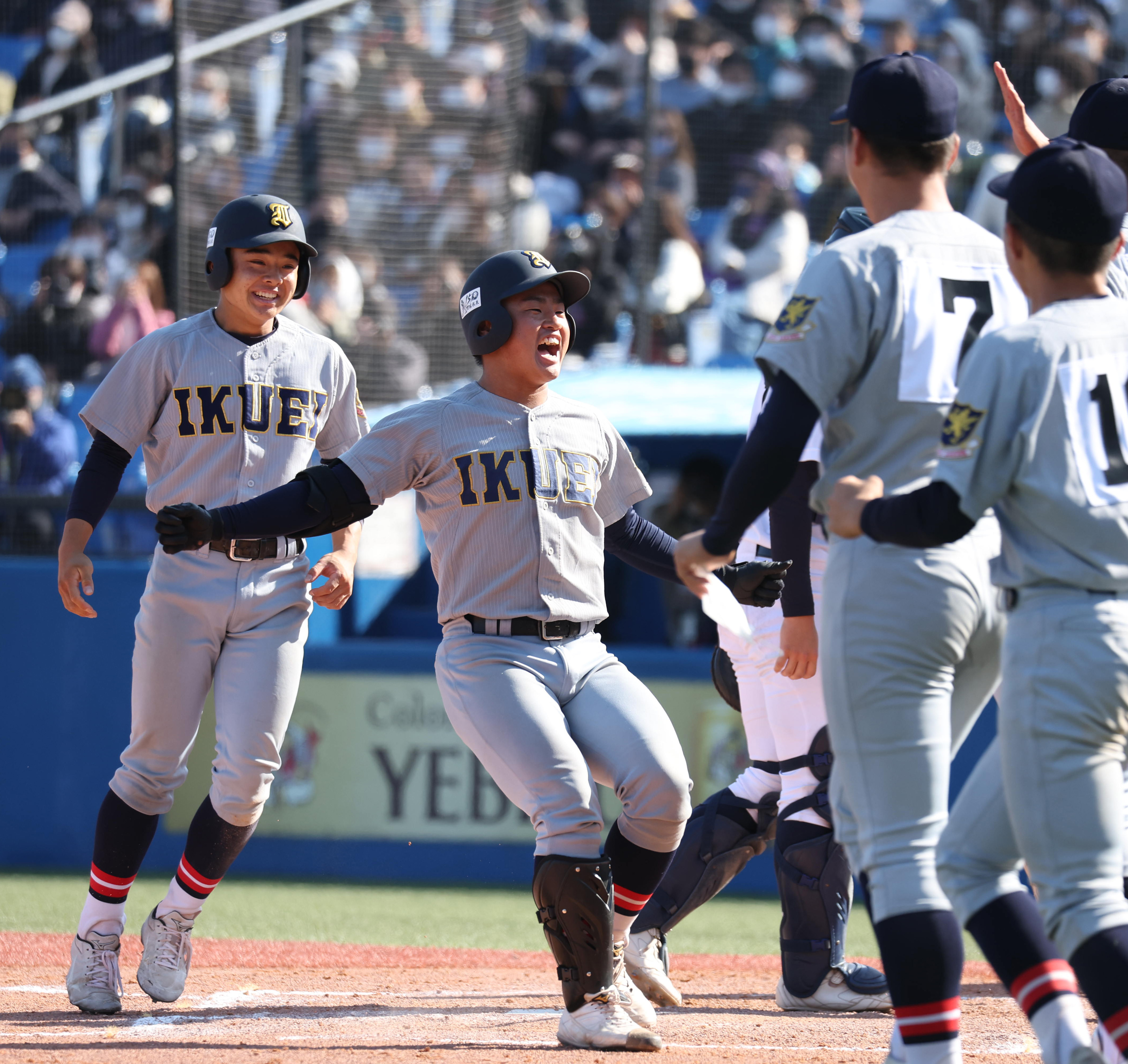 仙台育英が九回０－４から逆転サヨナラ勝ち 殊勲の斎藤陽「この打席で