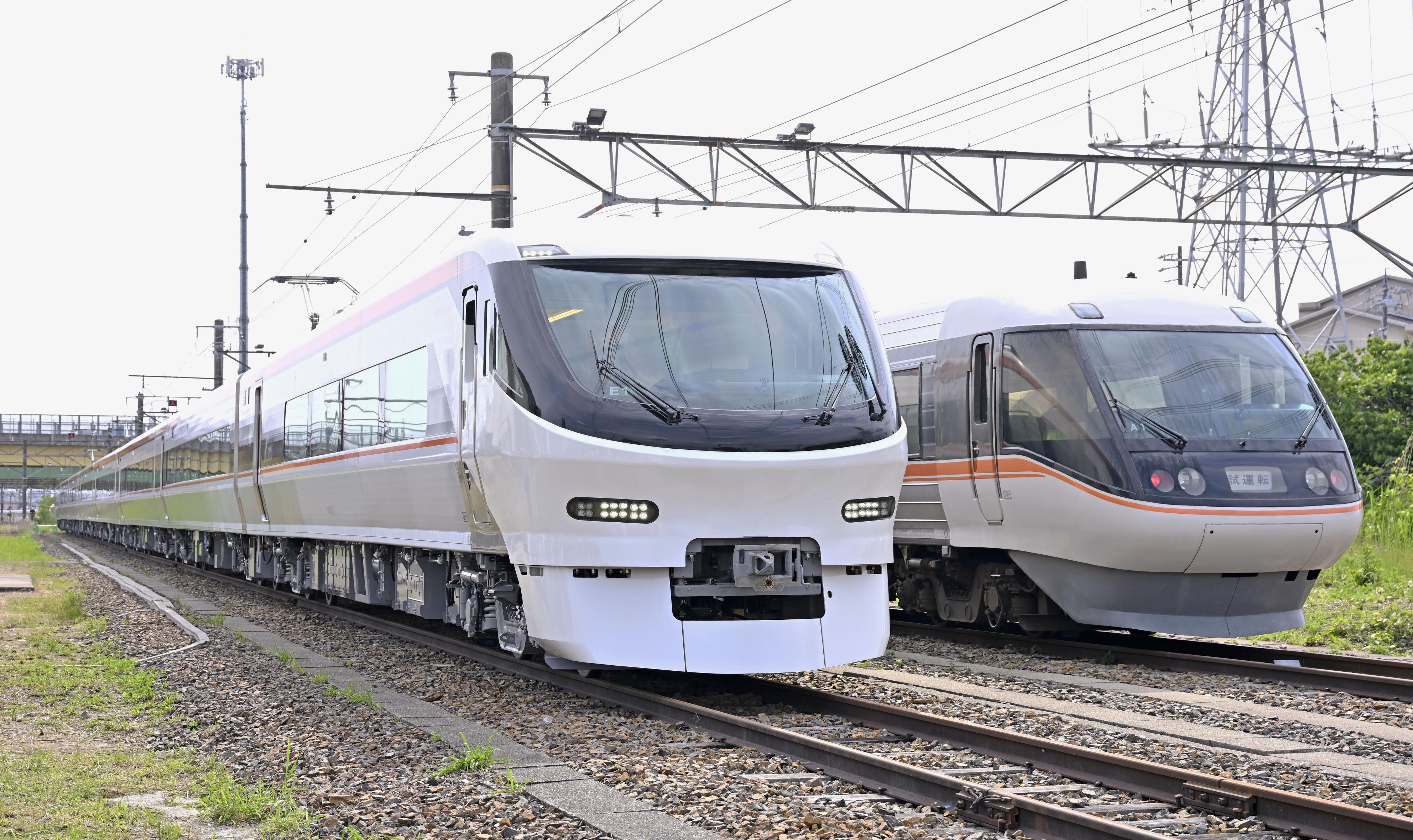 JR東海「しなの」振り子式の新型車両公開 ひじかけにコンセント、29