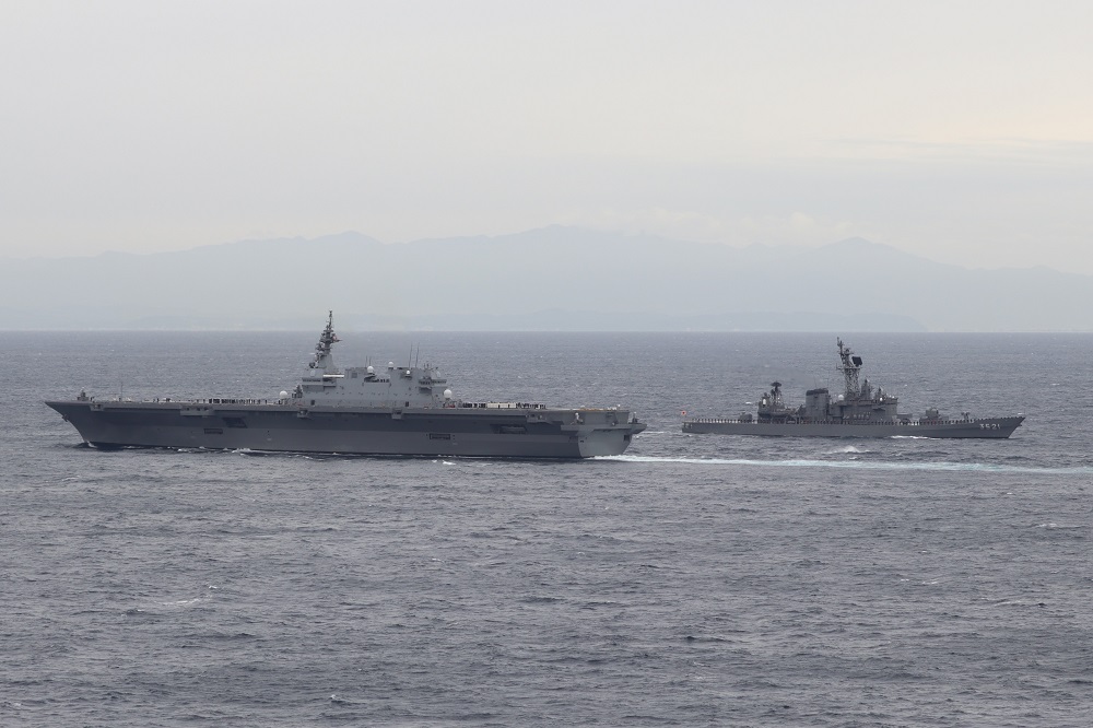 軍事のツボ】空から見た国際観艦式参加艦艇（1/3ページ） - zakⅡ