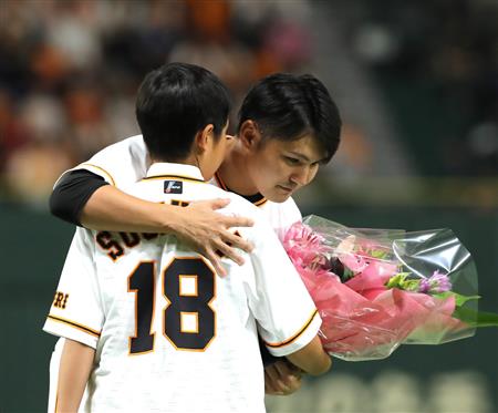 巨人・杉内、涙の引退セレモニー「杉内コール忘れません」 - サンスポ