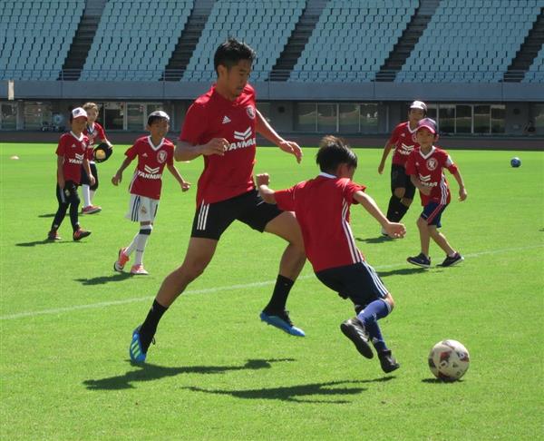 サッカー 香川真司 もっと自分は成長できる 大阪でサッカー教室 産経ニュース