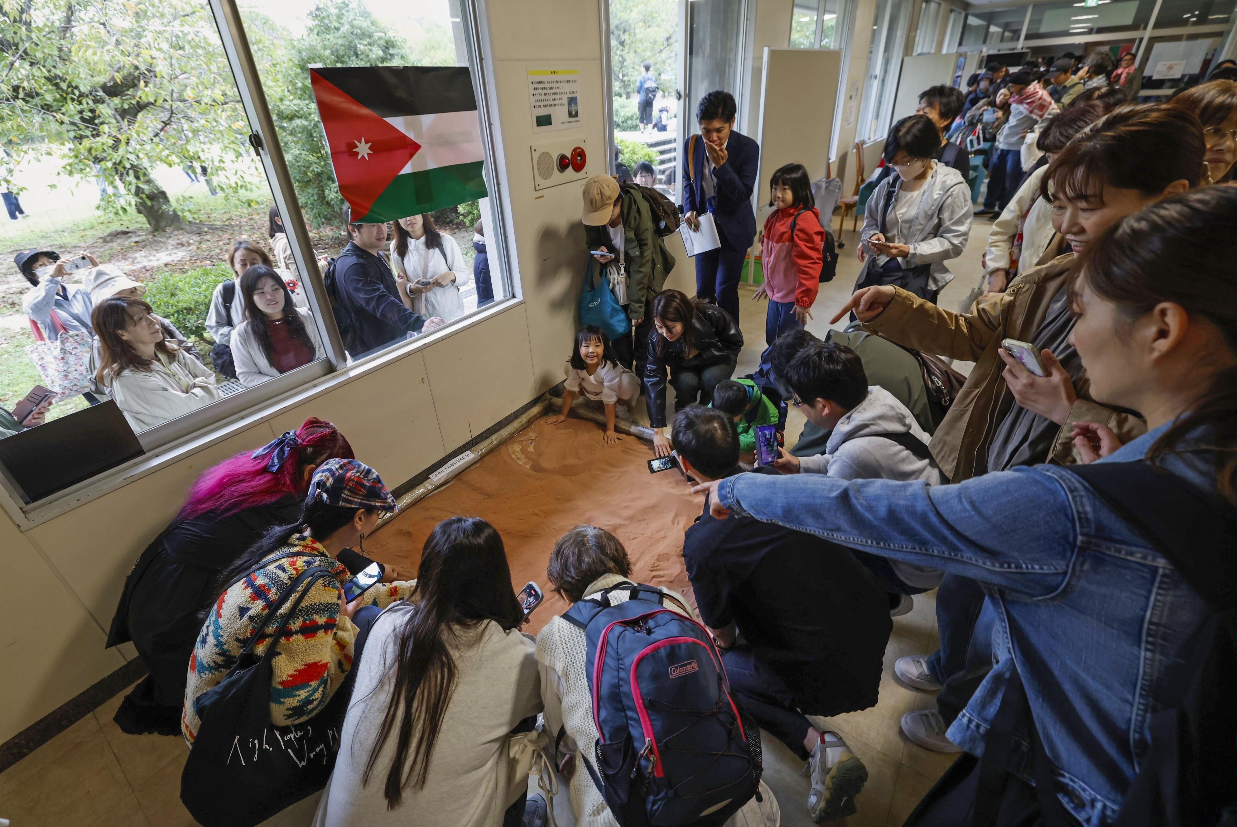 大阪・関西万博で展示 ヨルダンの砂と鉱石、モニュメントに 吹田・万博