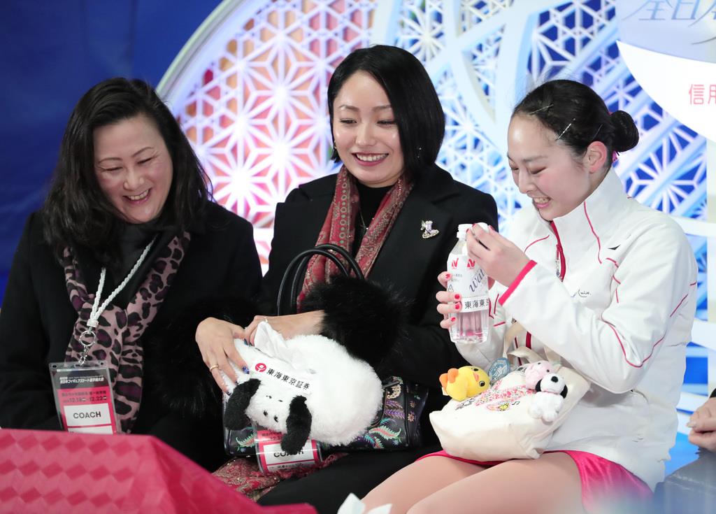 フィギュアスケート通信 女子最年長で全日本出場の大庭雅 意欲衰えず 目指すは１０度目の出場 1 2ページ 産経ニュース