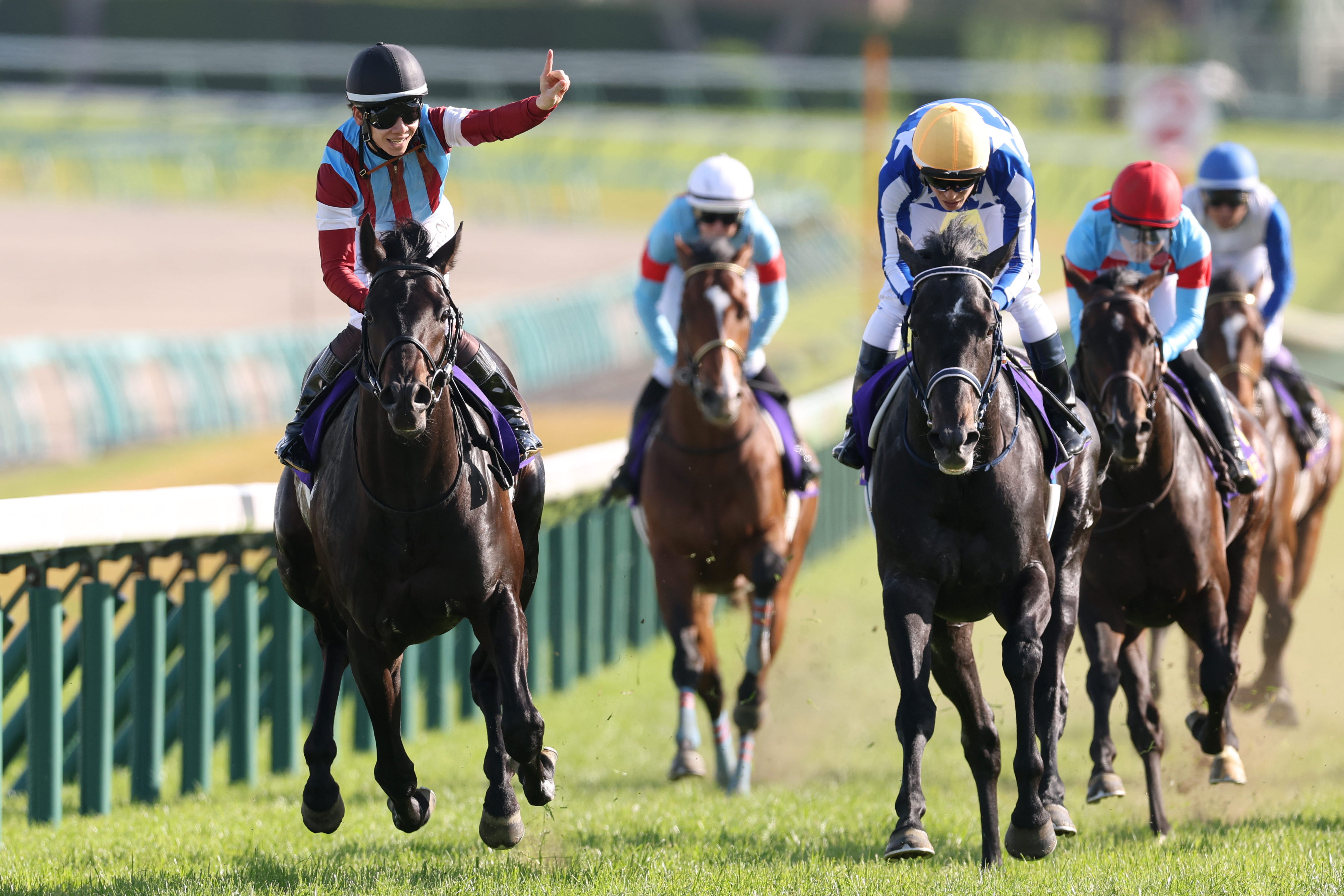 皐月賞】ロブチェンが逃げ切りGⅠ2勝目！ 松山弘平騎手は桜花賞に続く